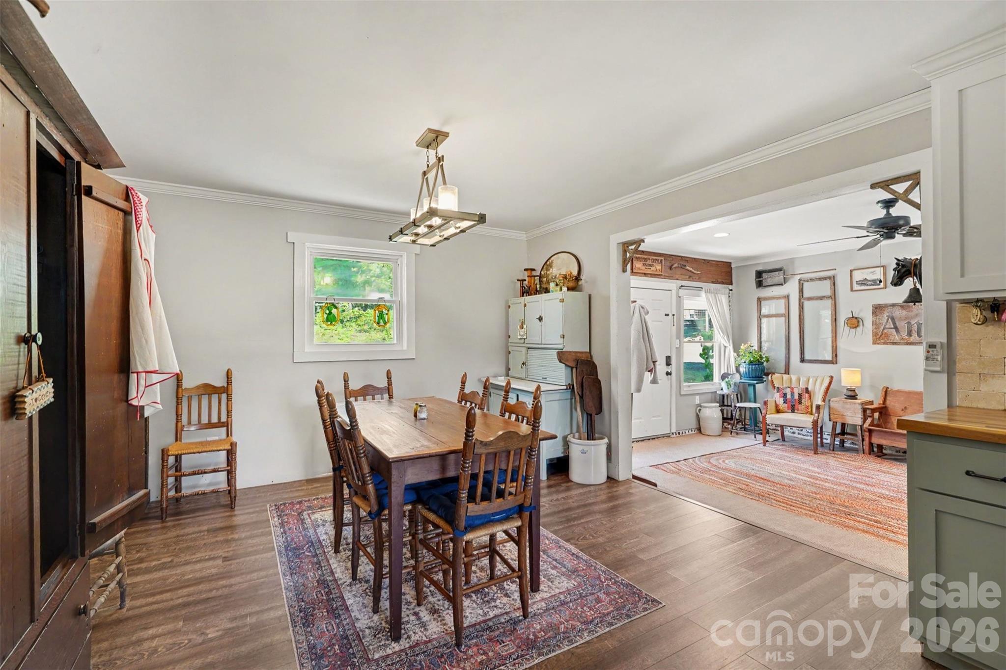 8121 Old Davis Road Property Photo 11