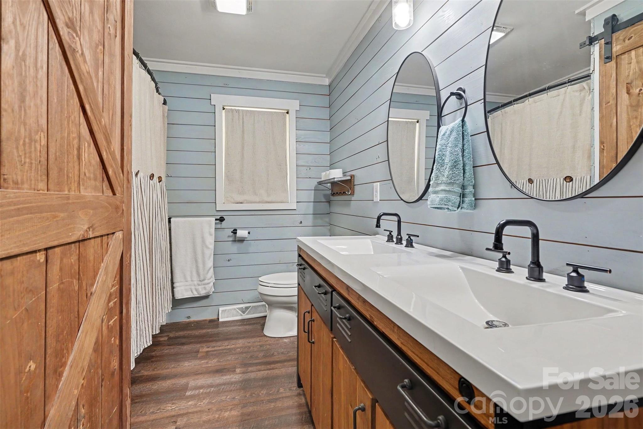 8121 Old Davis Road Property Photo 16