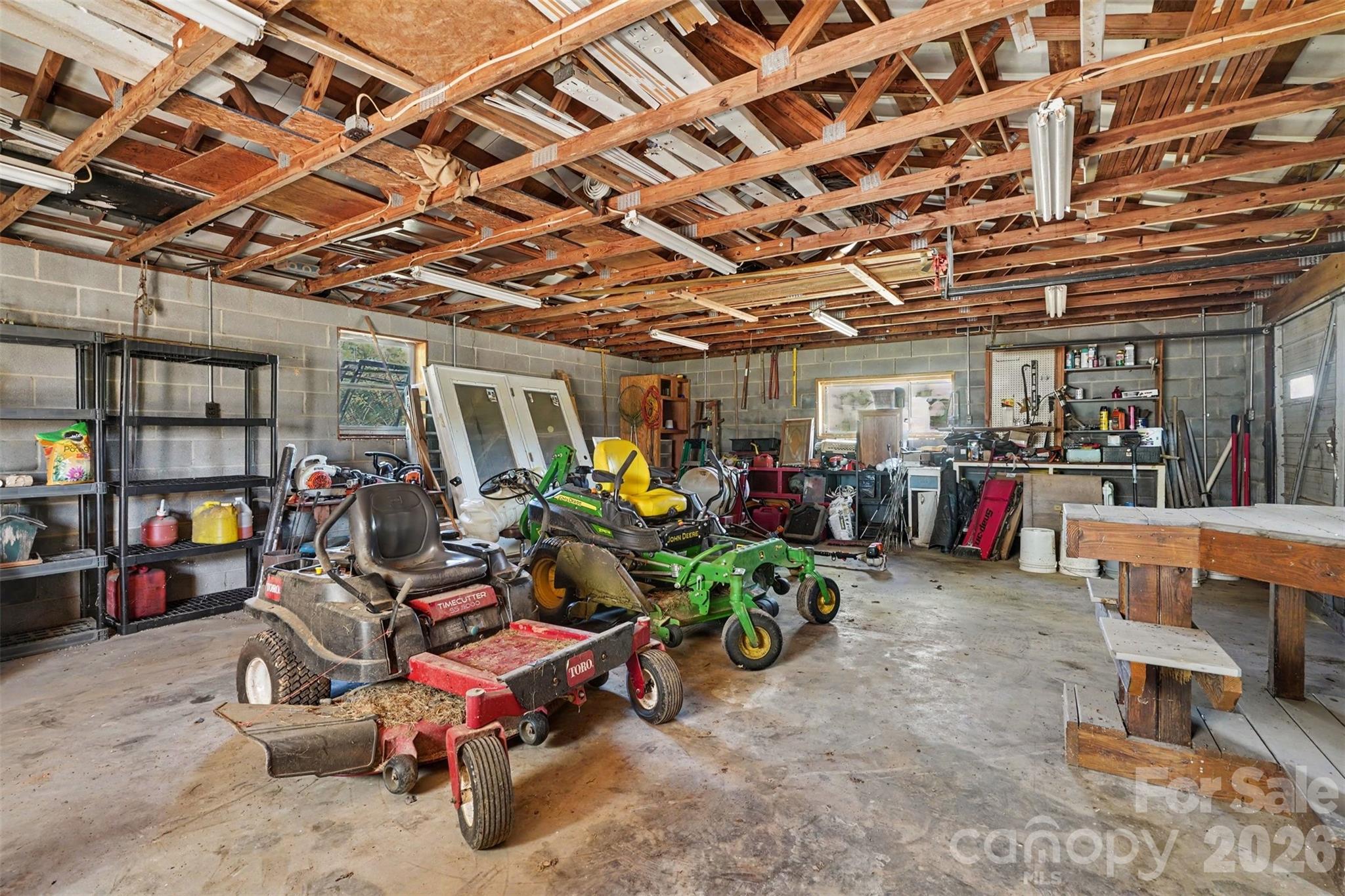8121 Old Davis Road Property Photo 23
