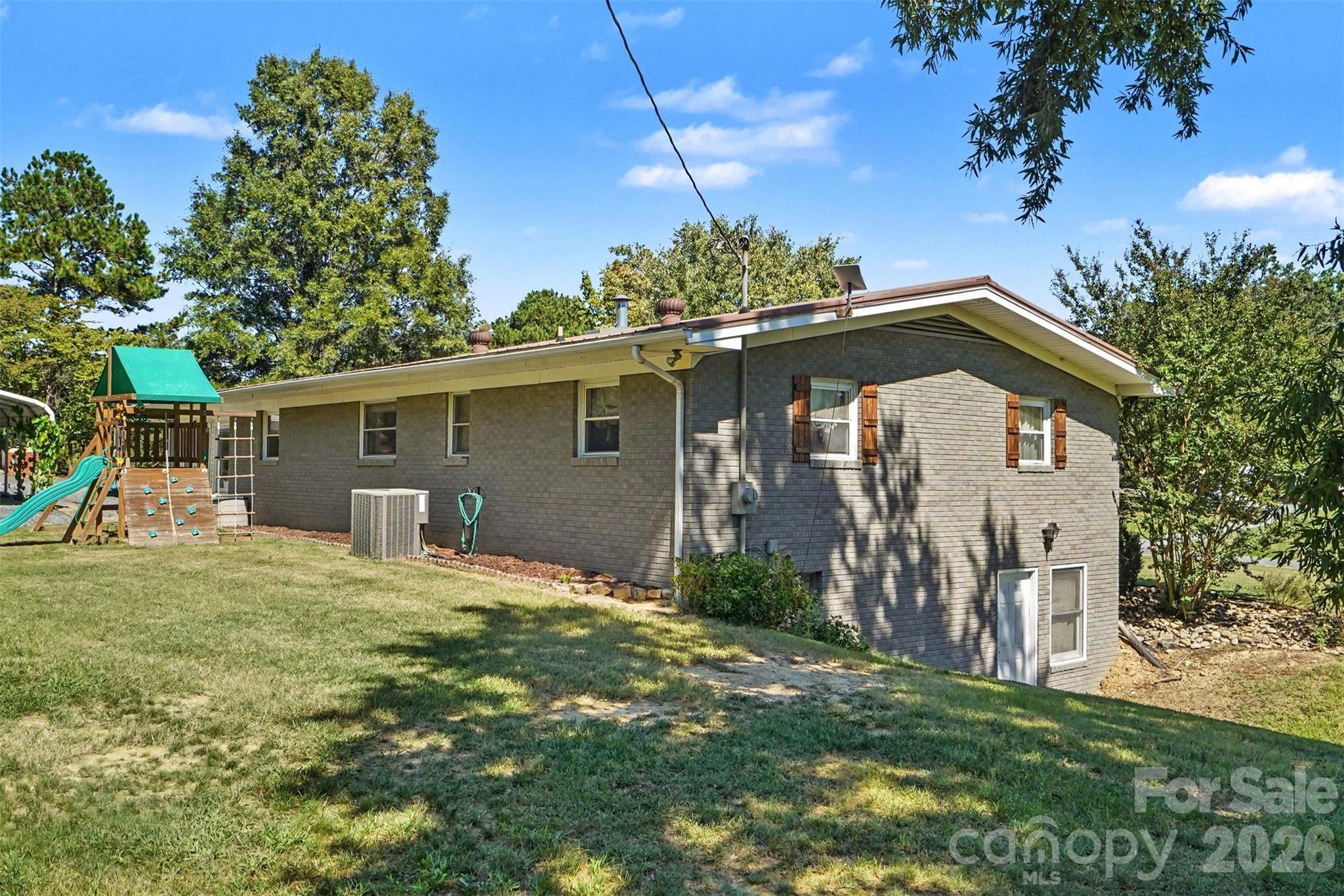 8121 Old Davis Road Property Photo 27