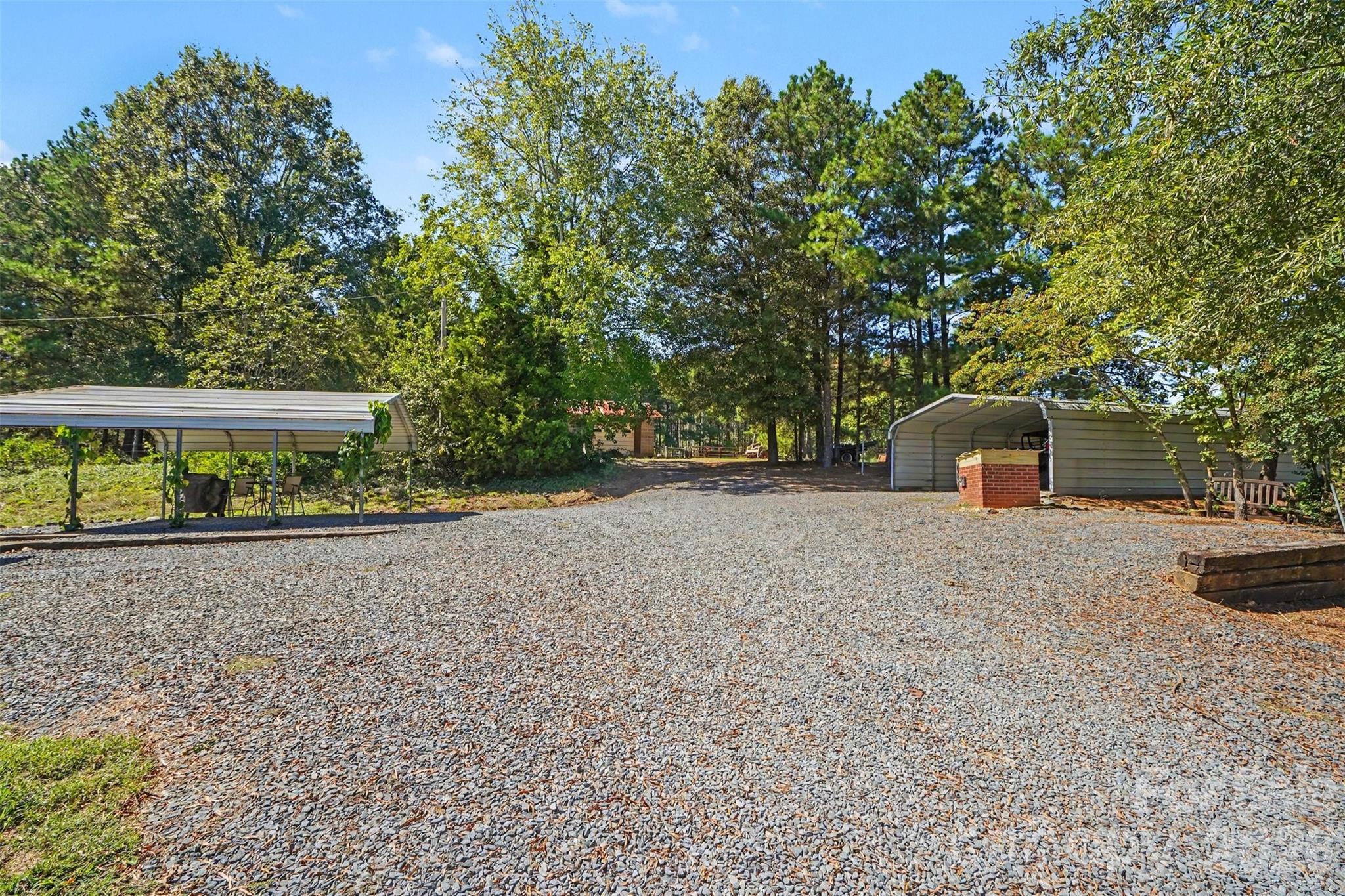 8121 Old Davis Road Property Photo 30