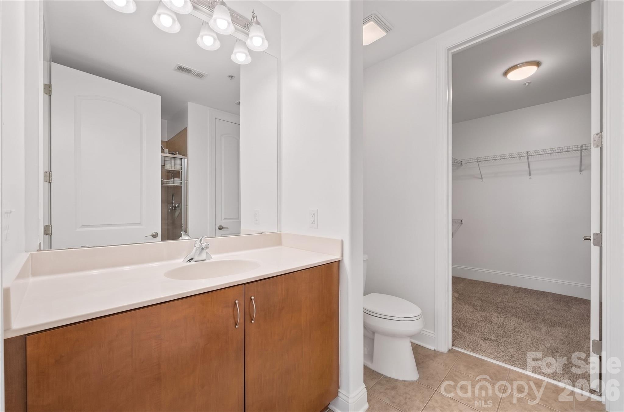 4620 Piedmont Row Drive 302 Property Photo 14