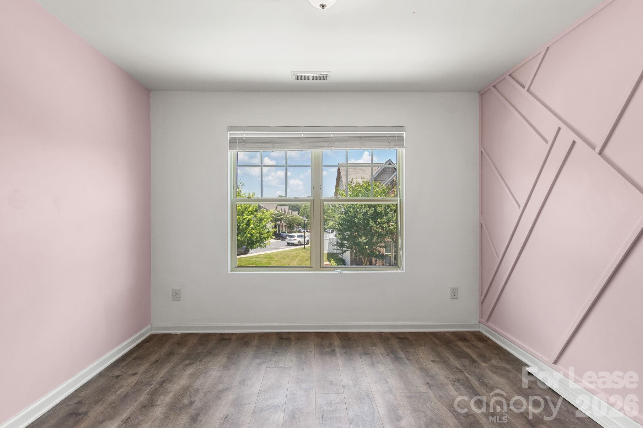 4037 Black Walnut Way Property Photo 21