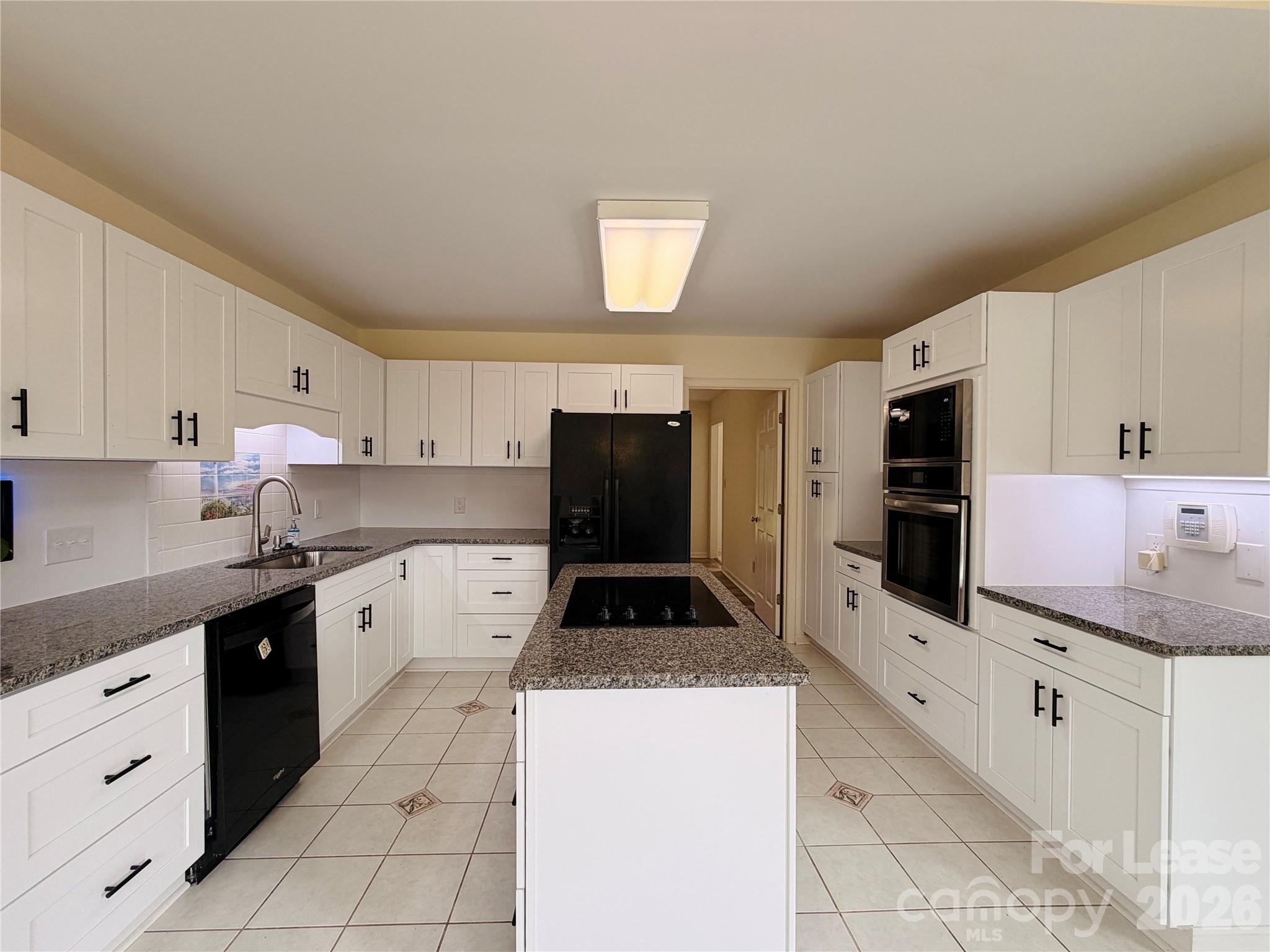 118 Sunfish Drive Property Photo 3