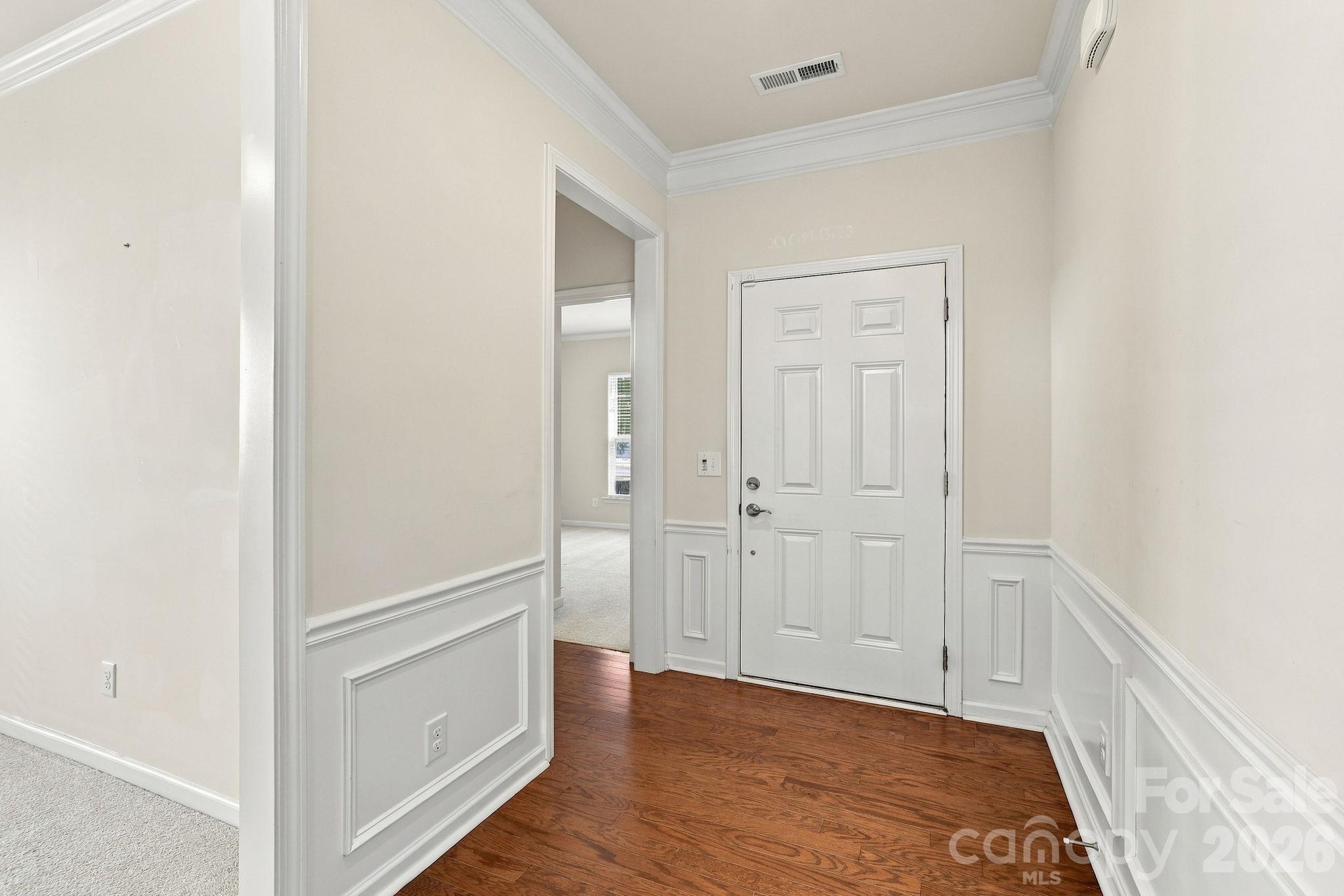 349 Harvest Valley Lane Property Photo 3