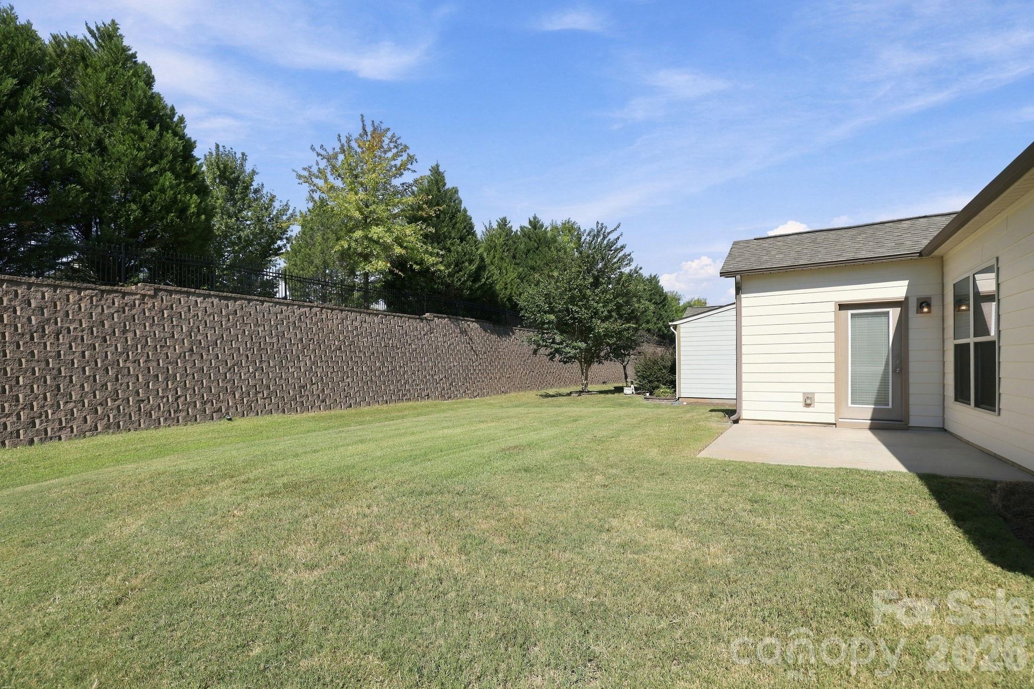 349 Harvest Valley Lane Property Photo 32