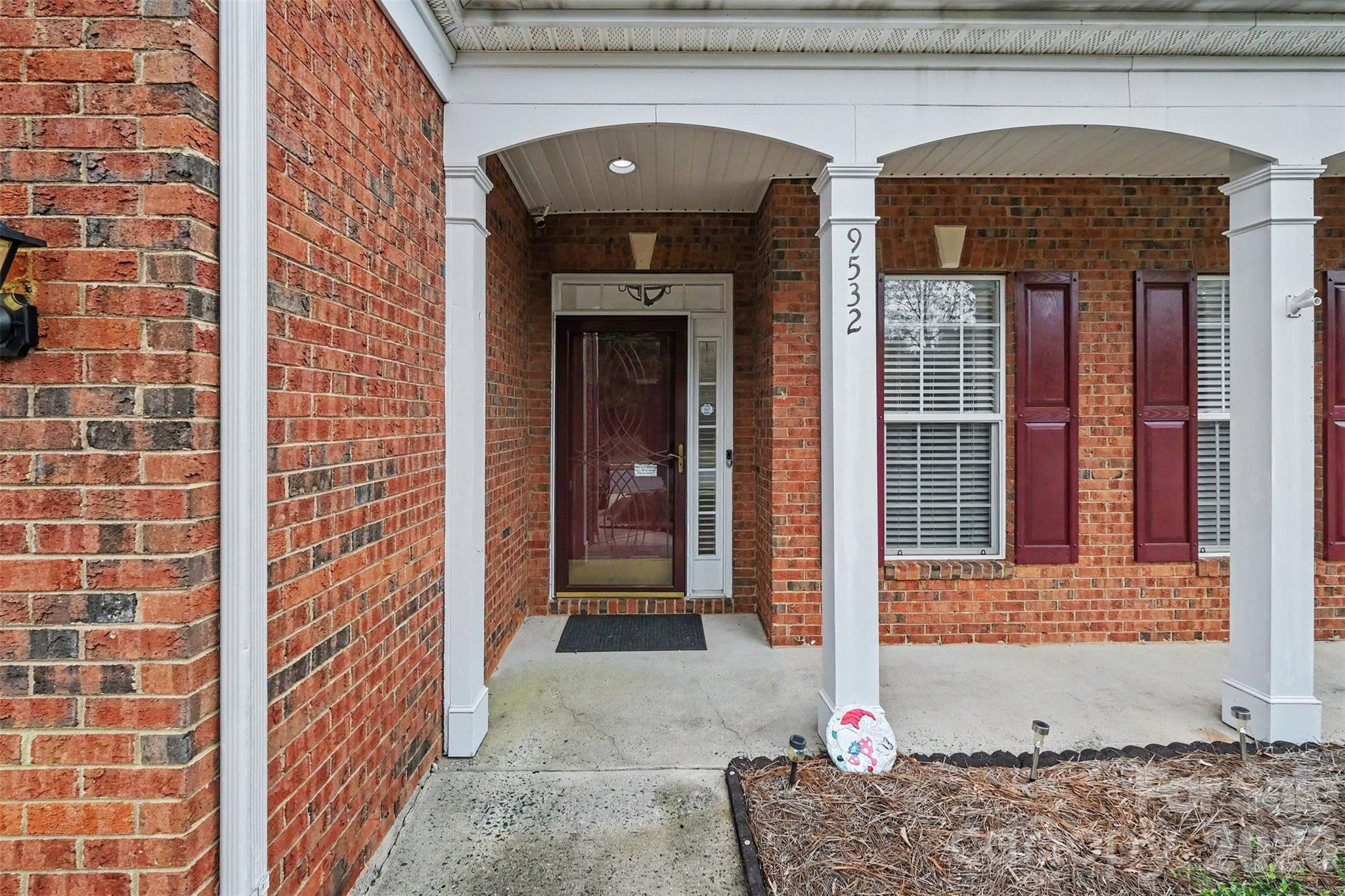 9532 Kestral Ridge Drive Property Photo 3