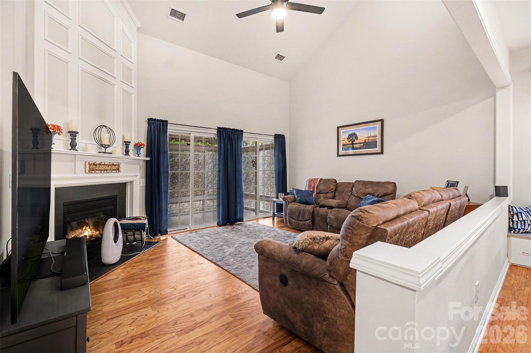9532 Kestral Ridge Drive Property Photo 8