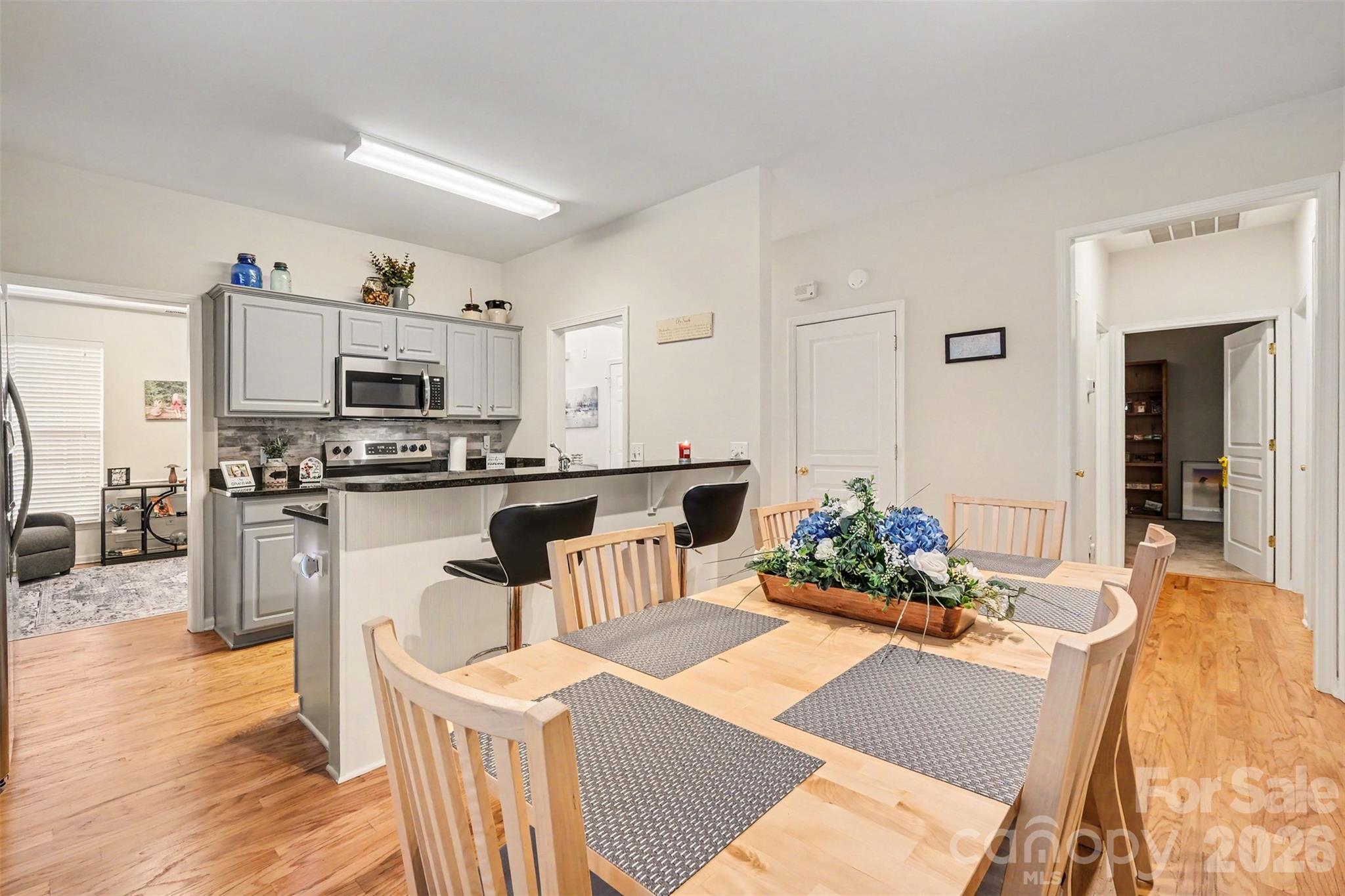 9532 Kestral Ridge Drive Property Photo 13