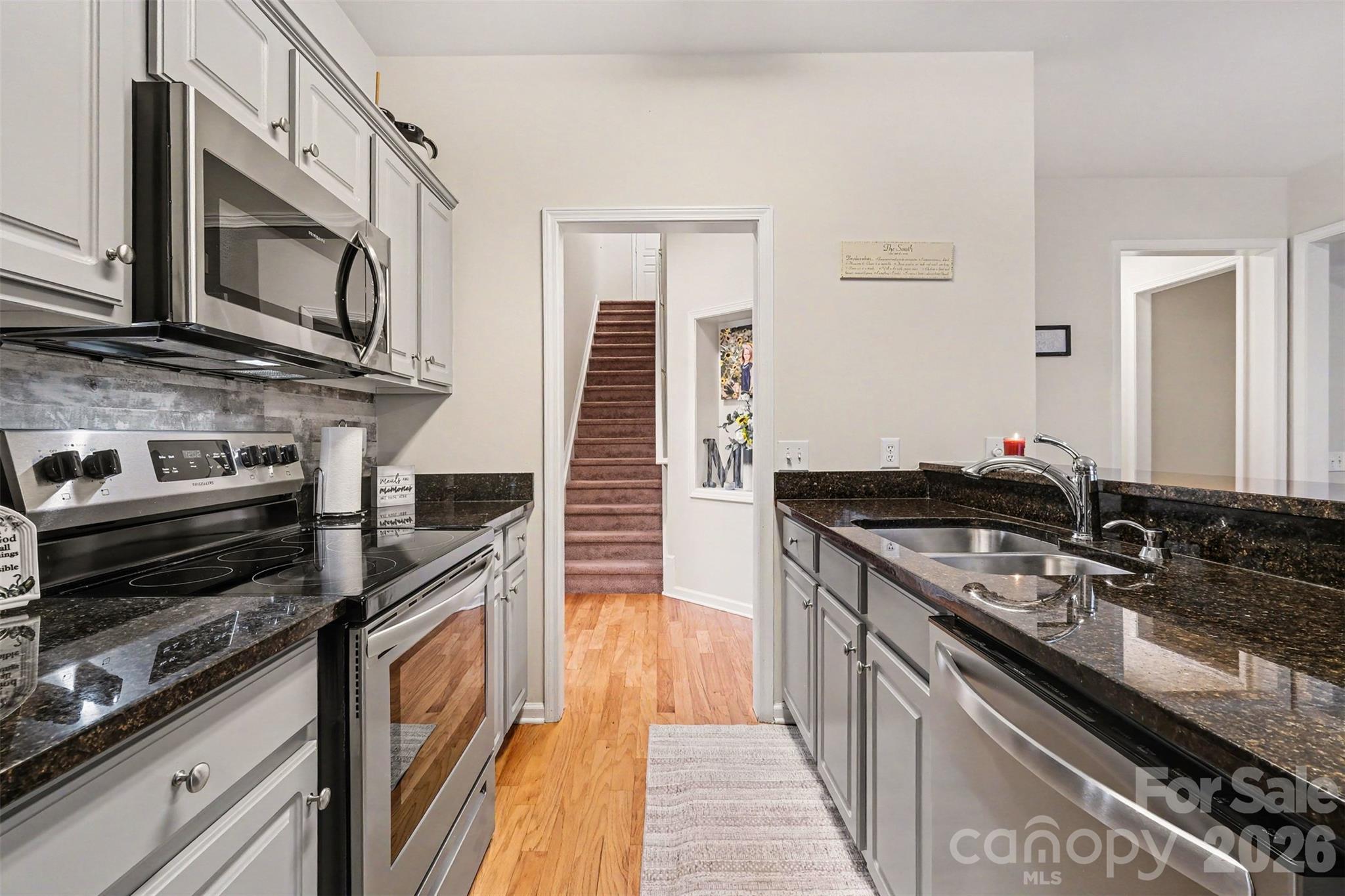 9532 Kestral Ridge Drive Property Photo 15
