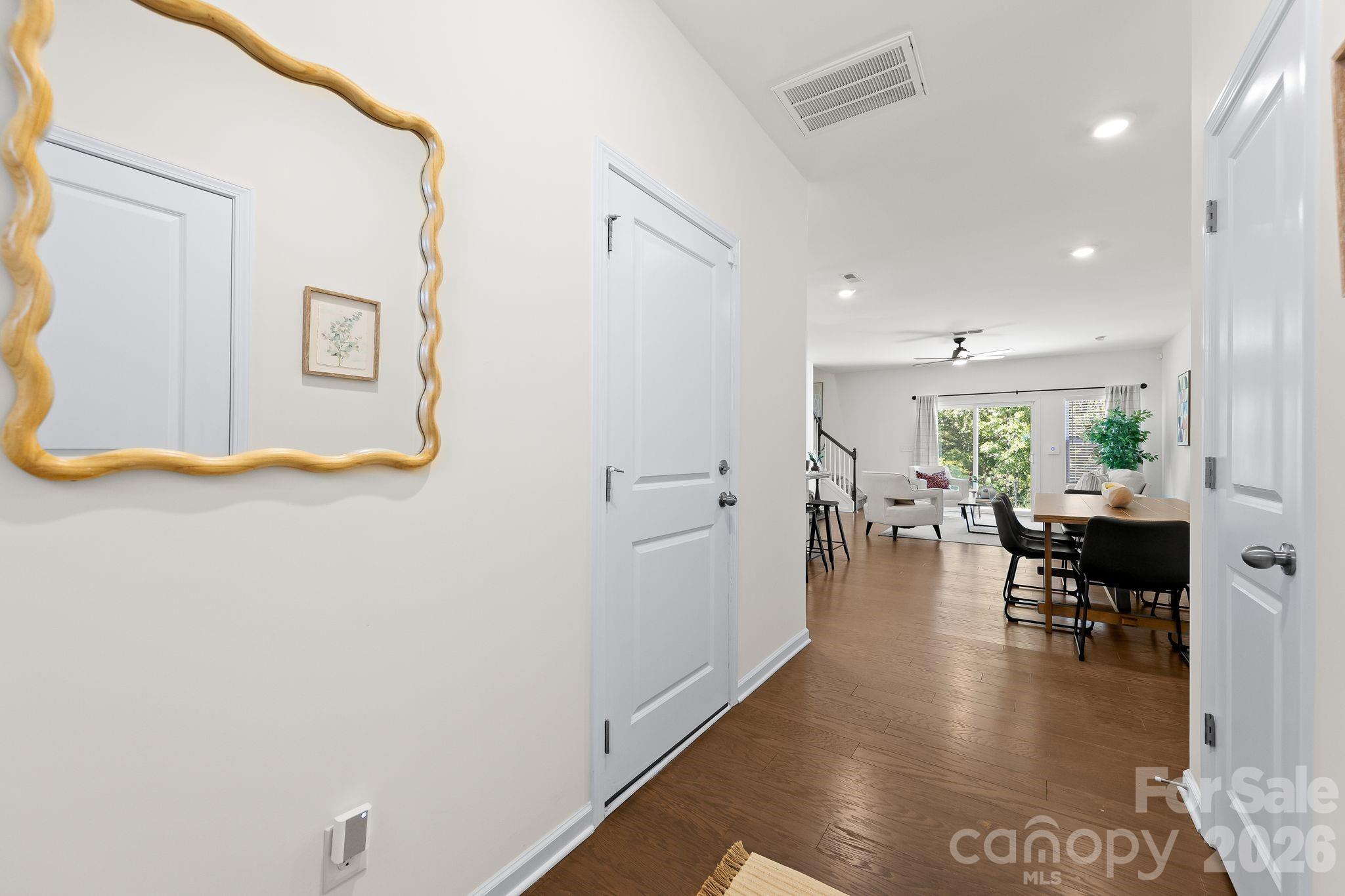 2753 Aubrey Street Property Photo 3