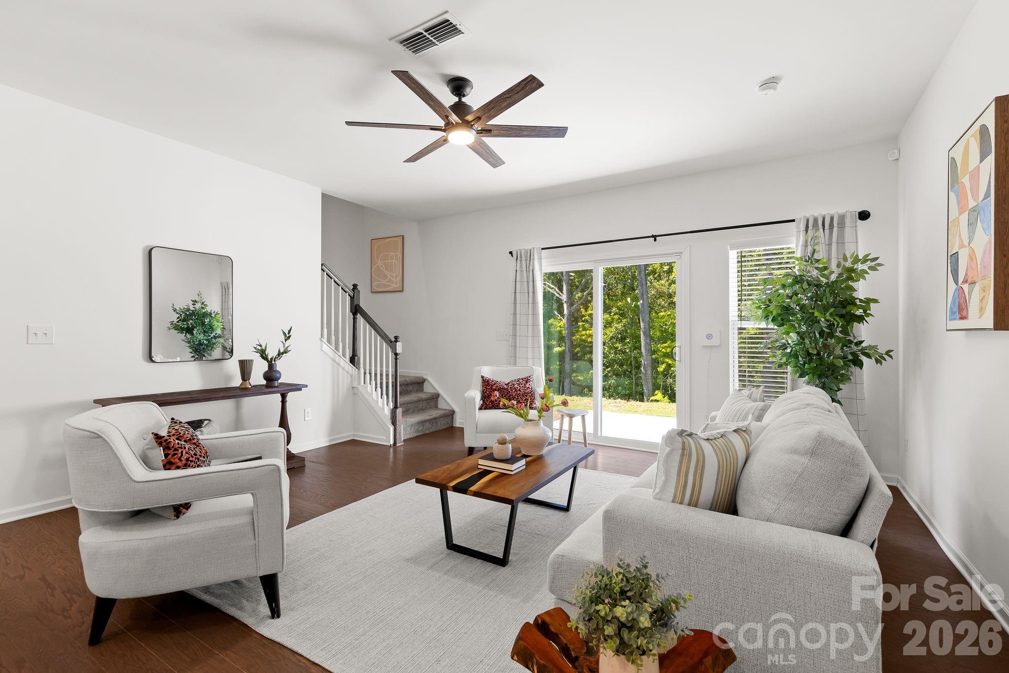 2753 Aubrey Street Property Photo 12
