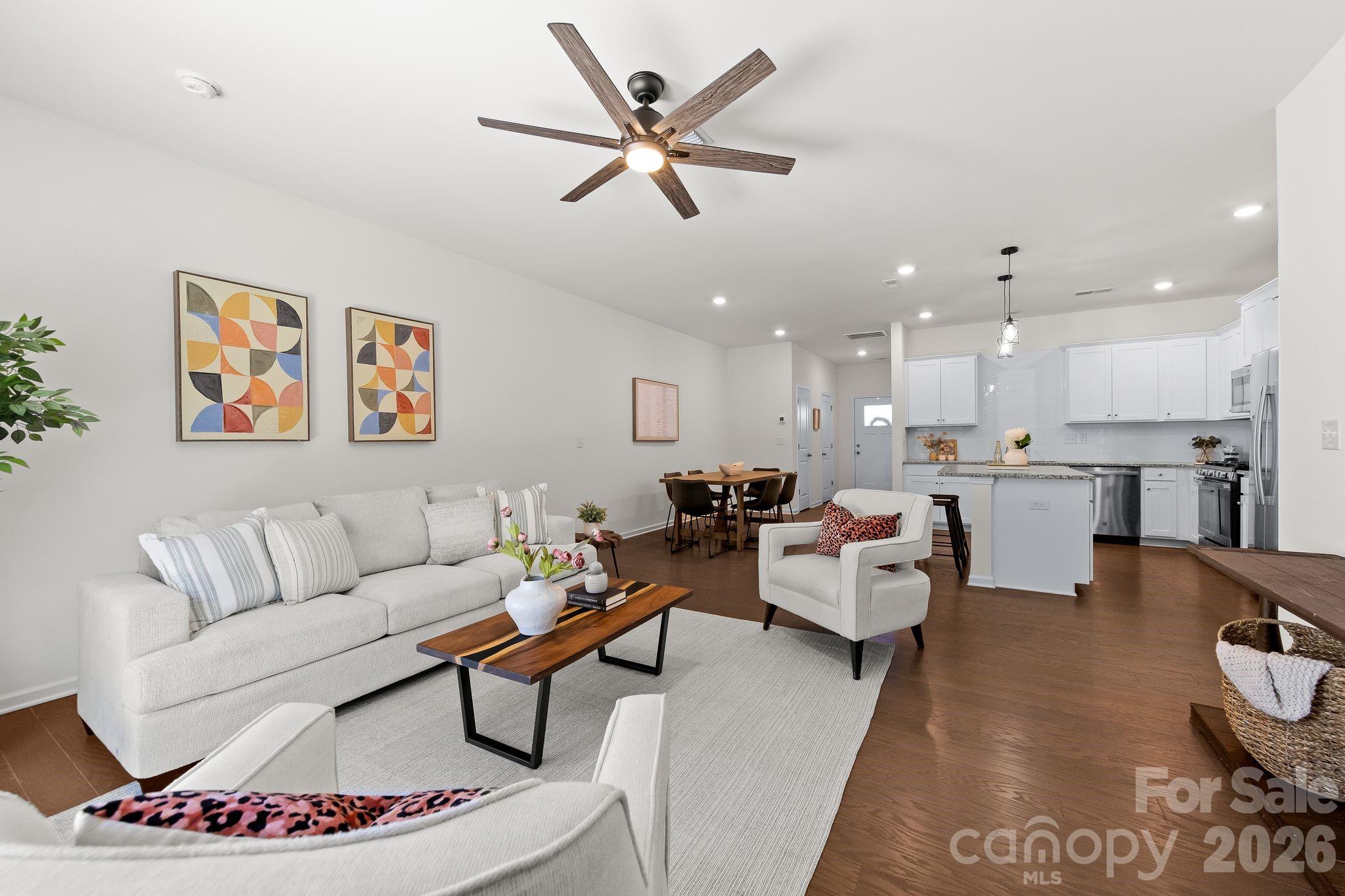 2753 Aubrey Street Property Photo 14