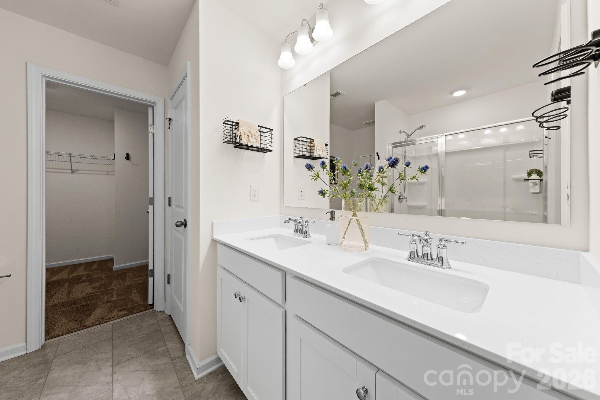 2753 Aubrey Street Property Photo 20