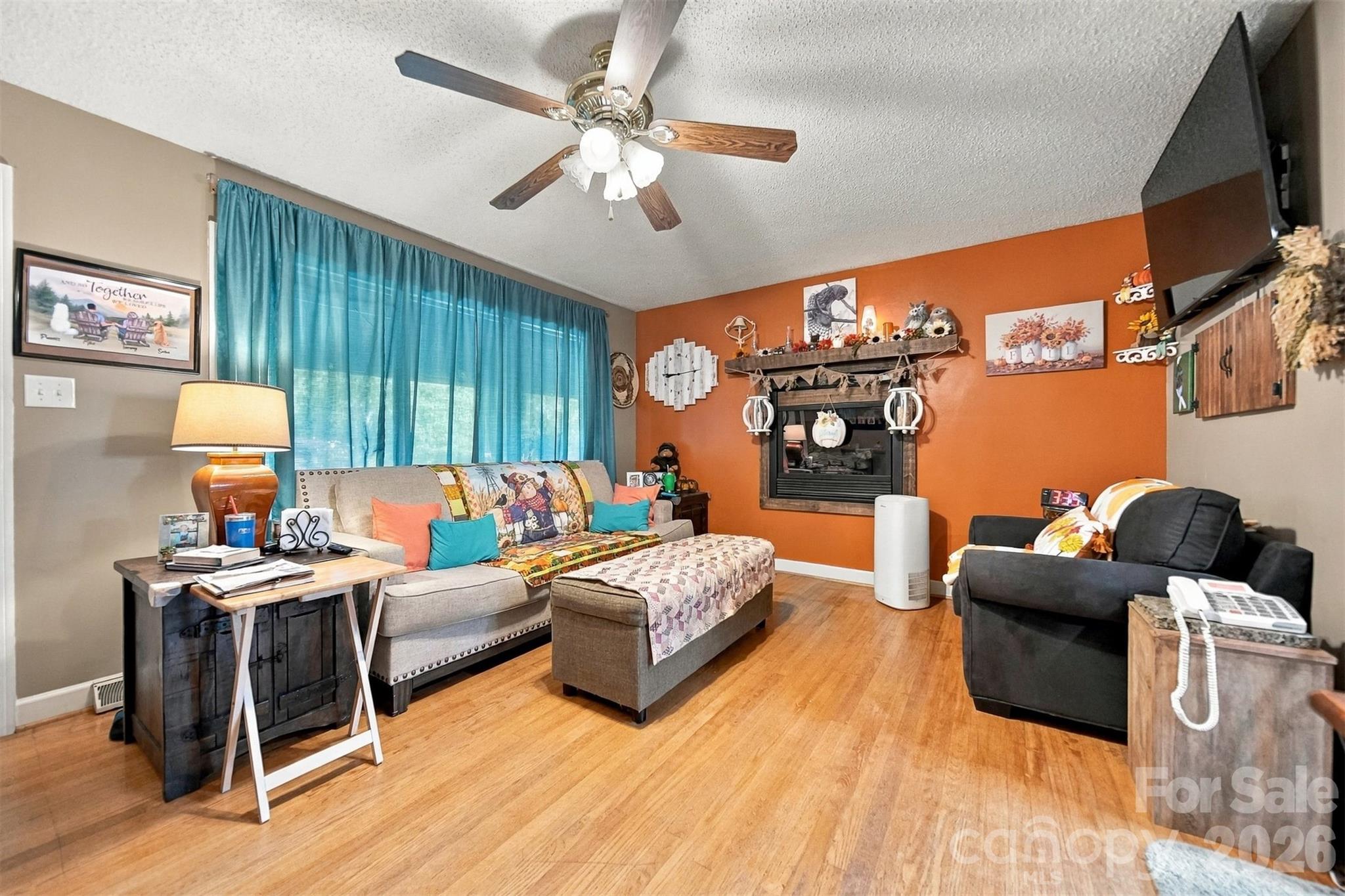 1210 2nd Street Property Photo 6