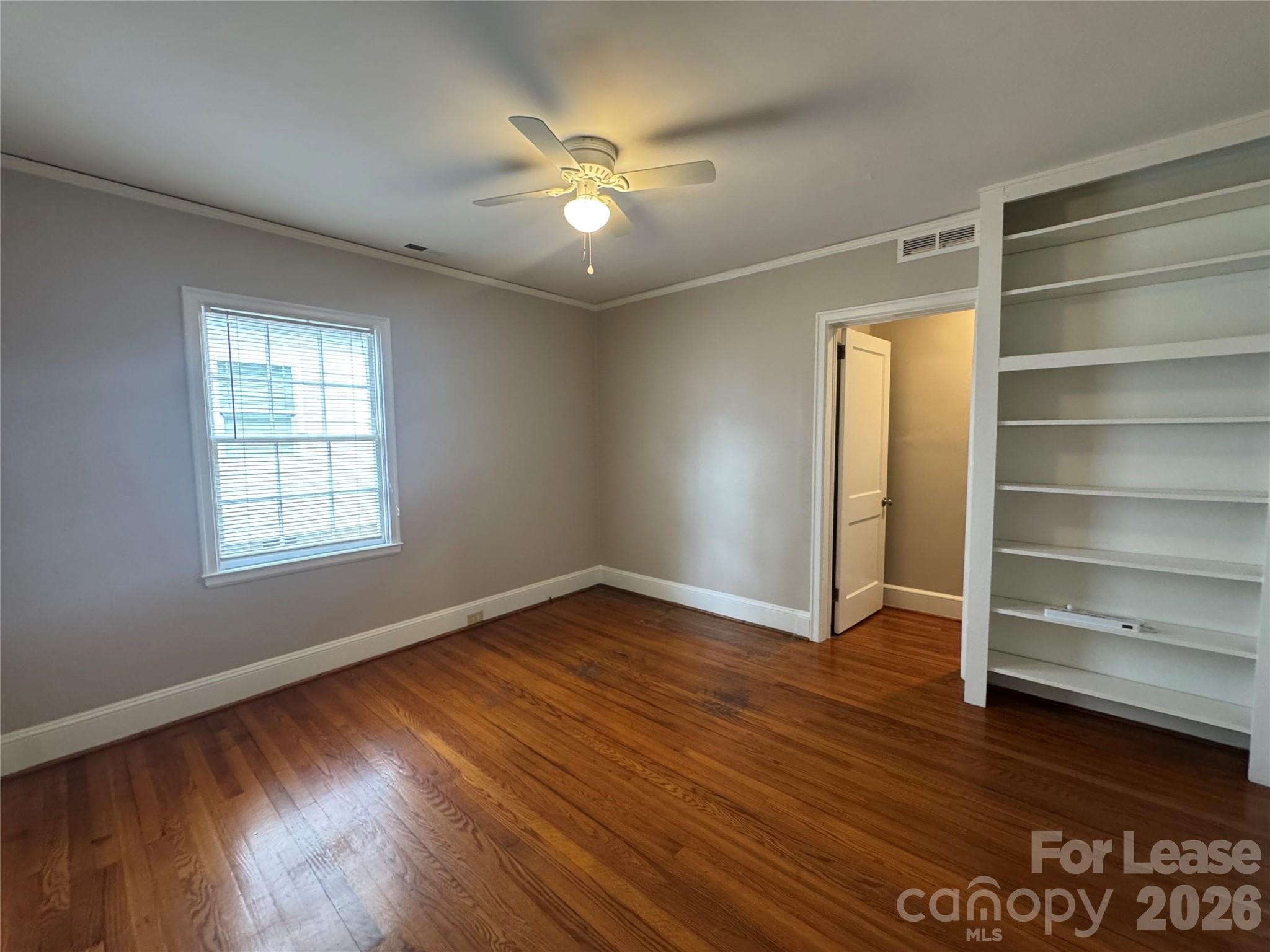2213 Chesterfield Avenue Property Photo 7