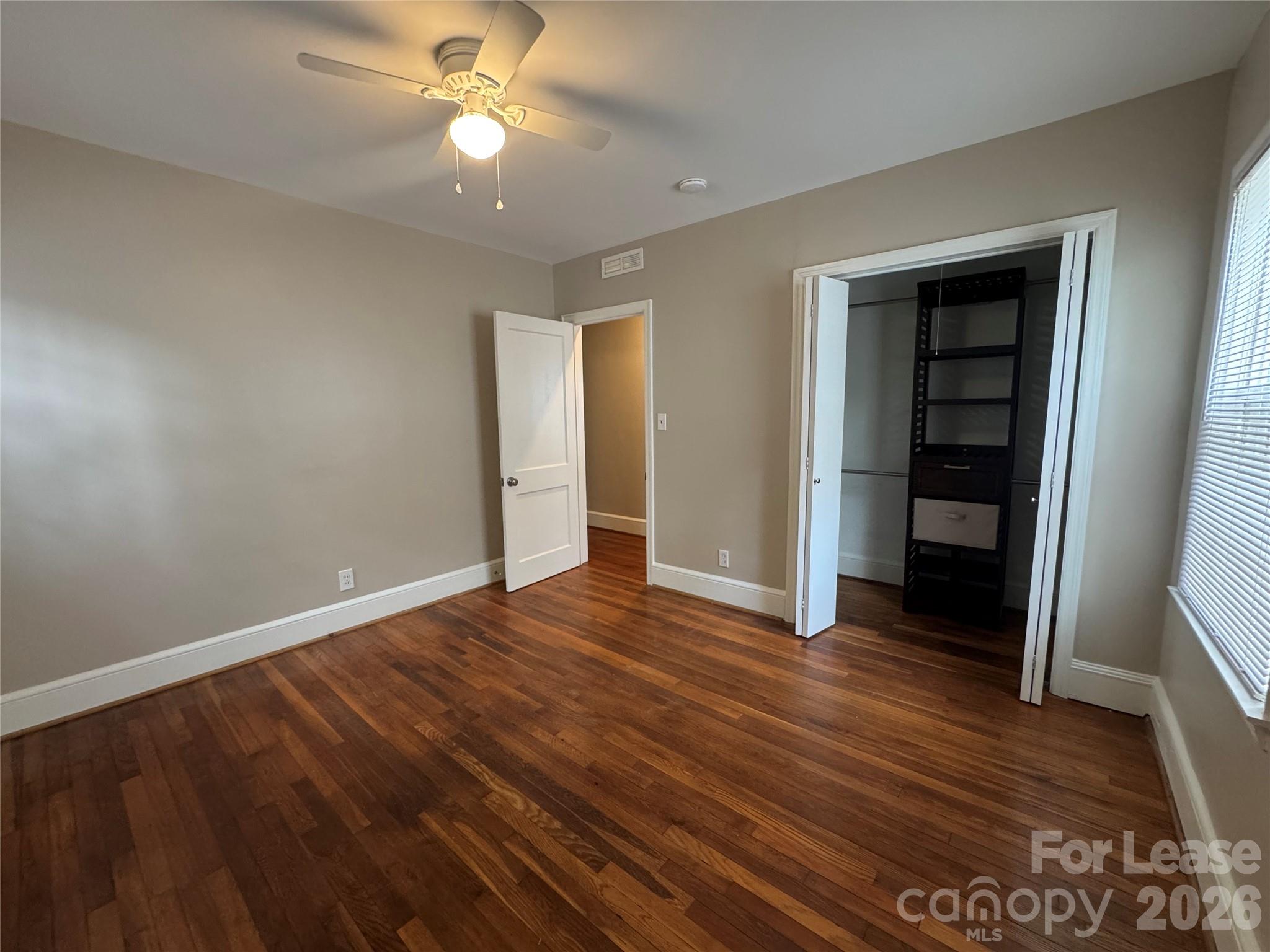 2213 Chesterfield Avenue Property Photo 8