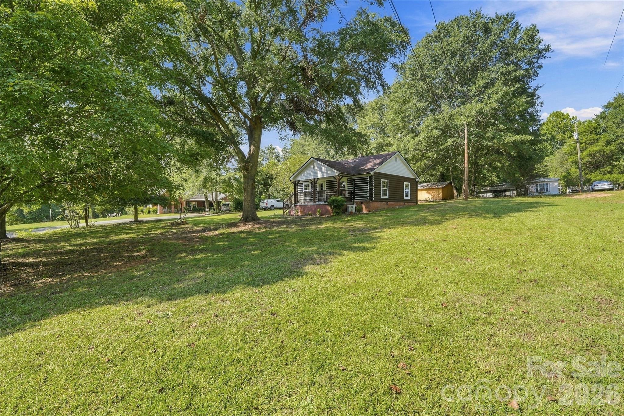 114 Beacon Hill Property Photo 18