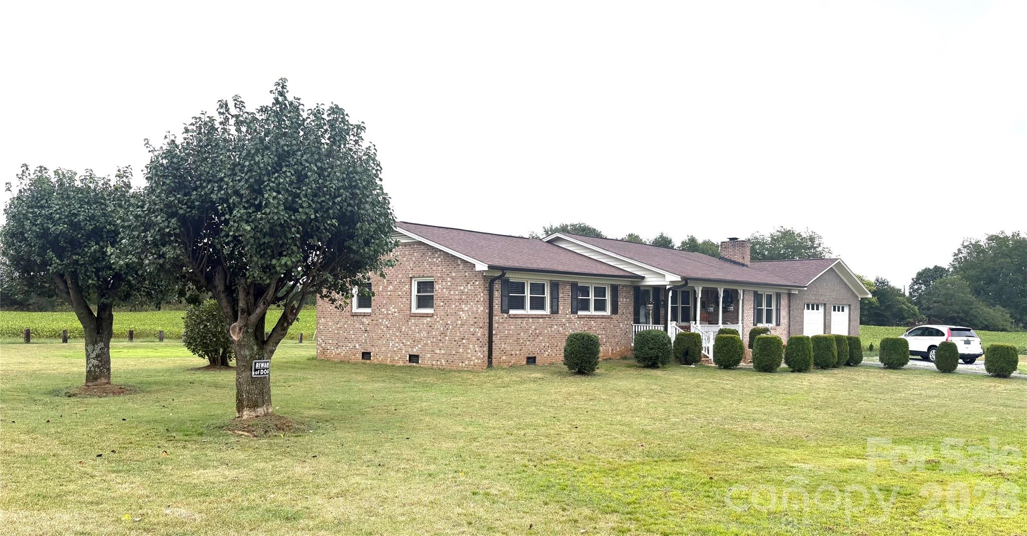 312 Old Belwood Road Property Photo 2