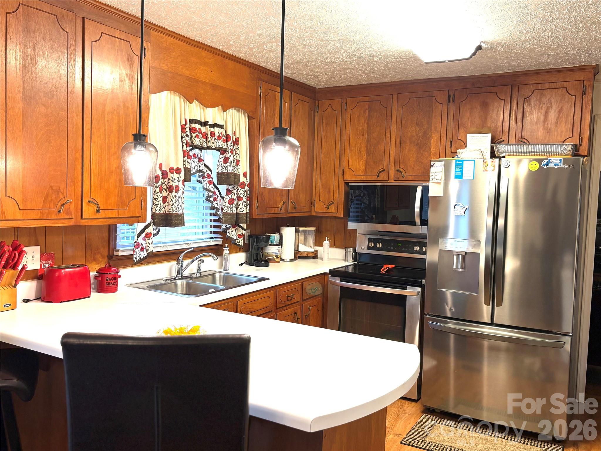 312 Old Belwood Road Property Photo 14