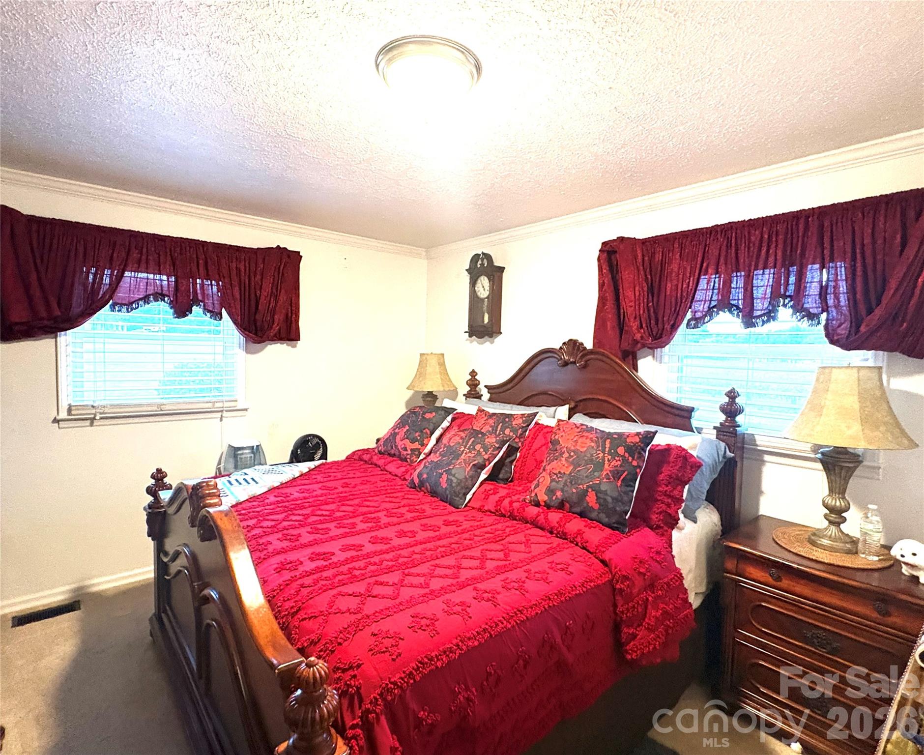 312 Old Belwood Road Property Photo 16