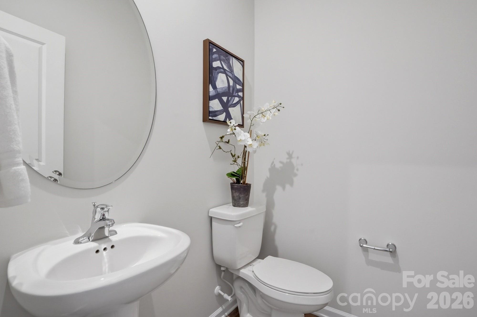 1452 Mccollum Street Property Photo 7