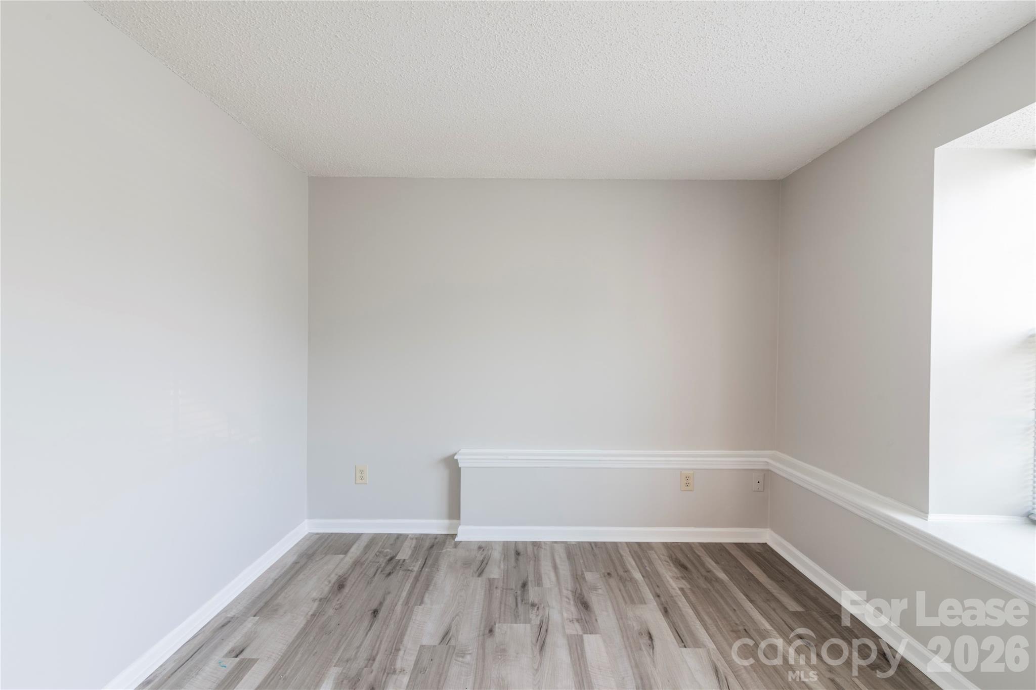 1624 Arlyn Circle D Property Photo 13