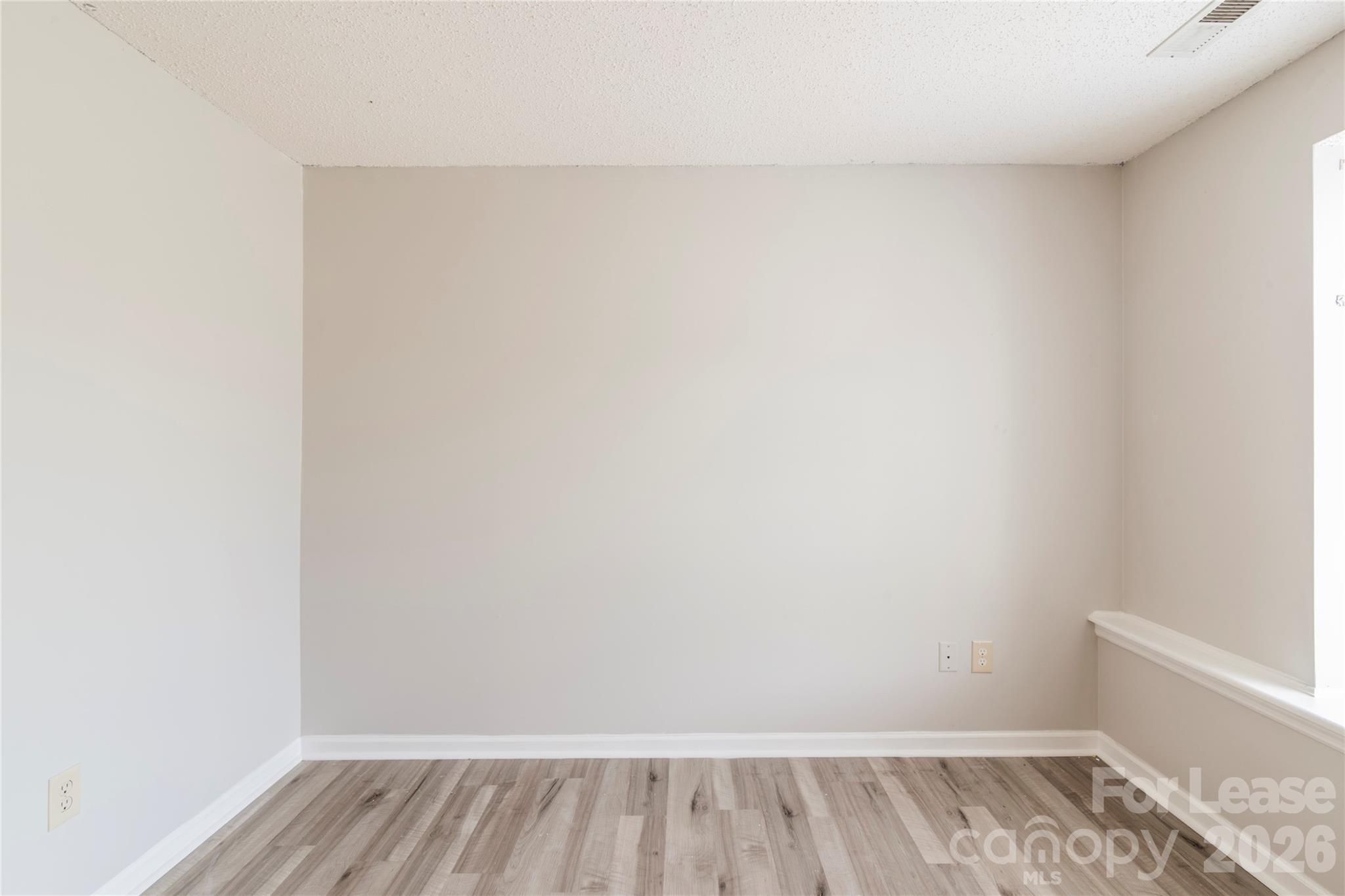 1624 Arlyn Circle D Property Photo 21