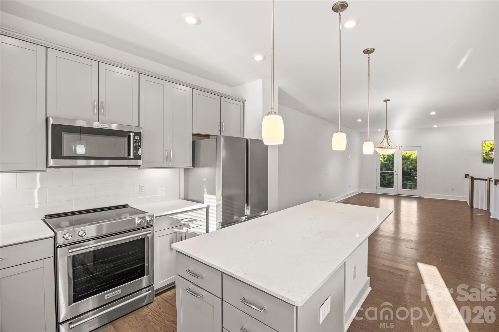 12147 Brooklyn Avenue Property Photo 16