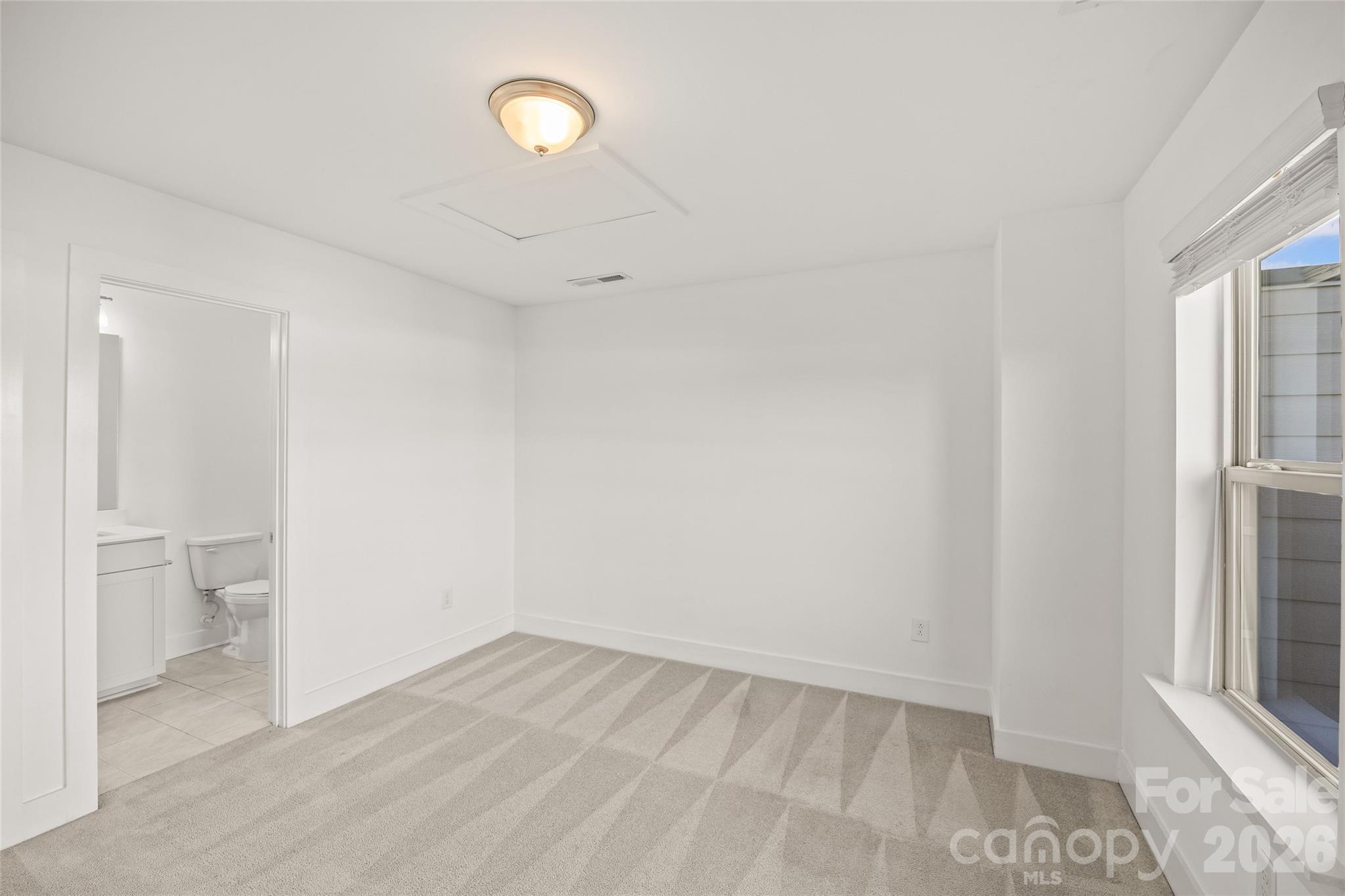 12147 Brooklyn Avenue Property Photo 33