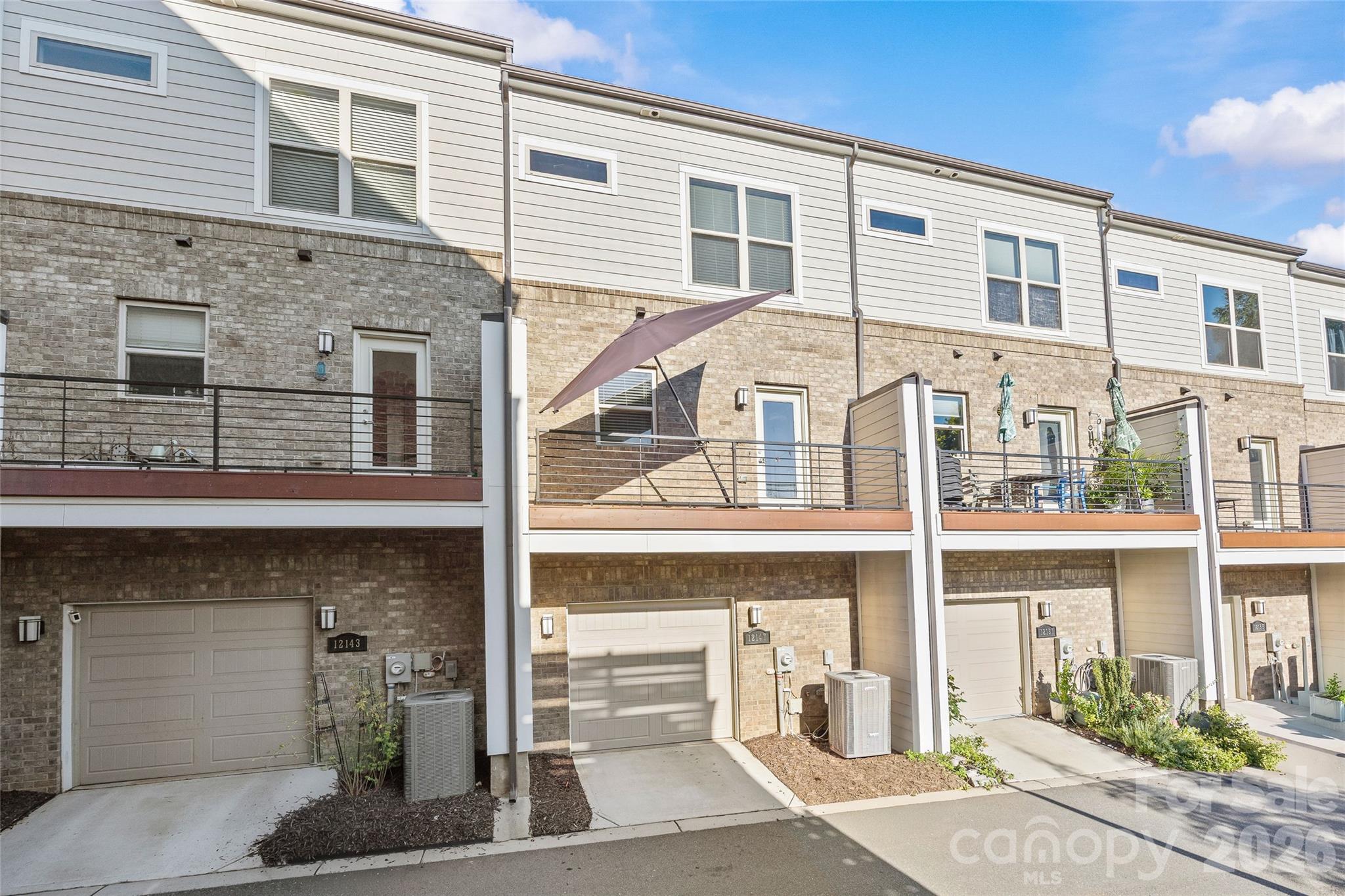 12147 Brooklyn Avenue Property Photo 45
