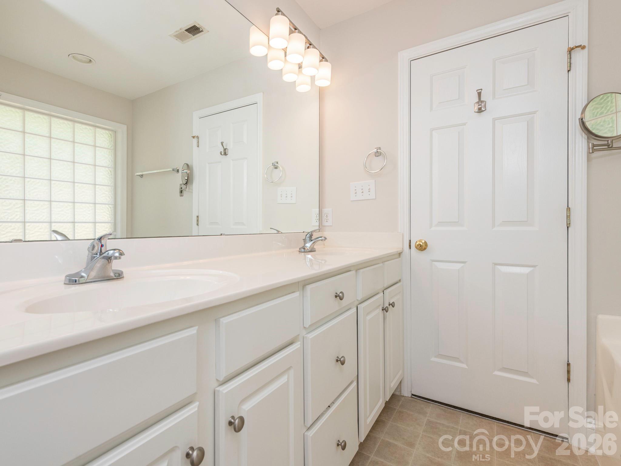 785 Treva Anne Drive Property Photo 16