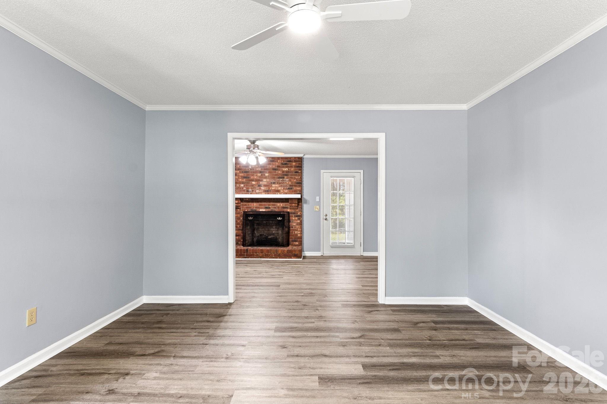 1005 Ramblewood Lane Property Photo 3