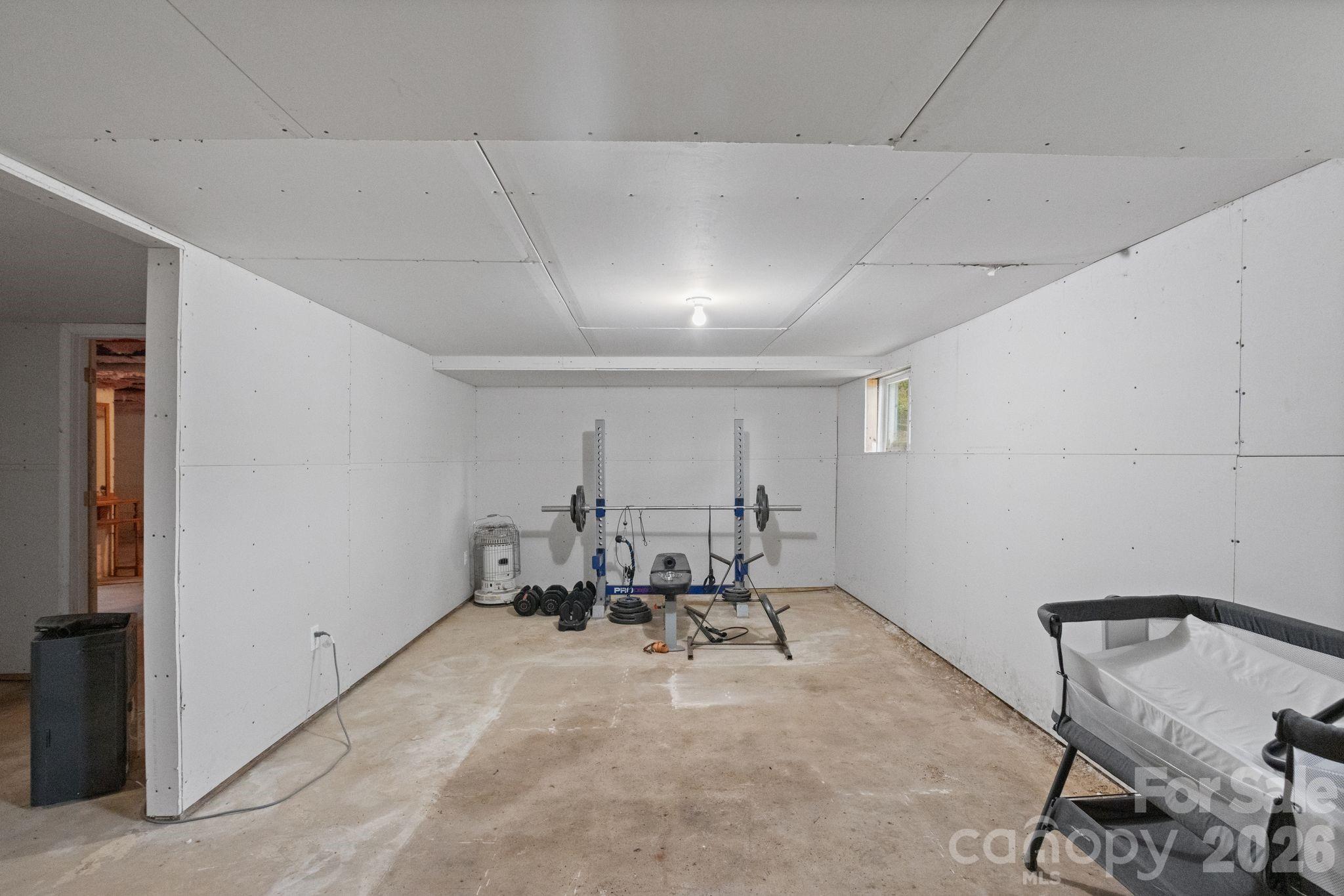 178 Collins Drive Property Photo 24
