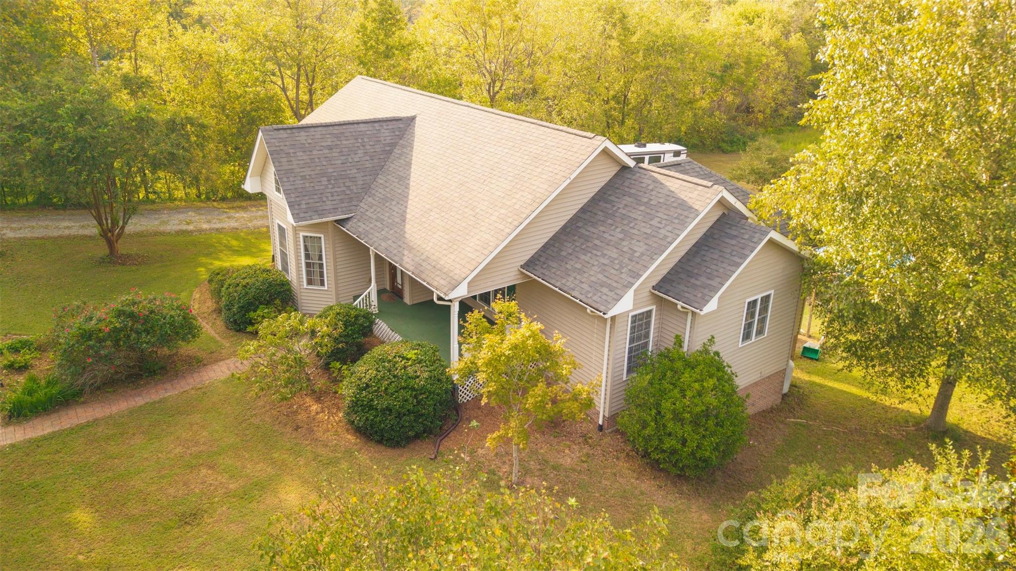 155 4th Avenue Property Photo 4