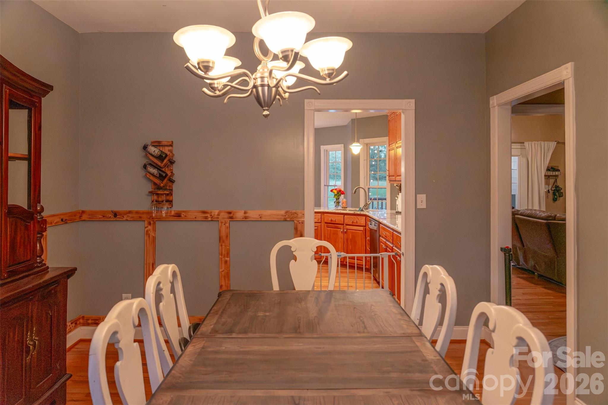 155 4th Avenue Property Photo 9
