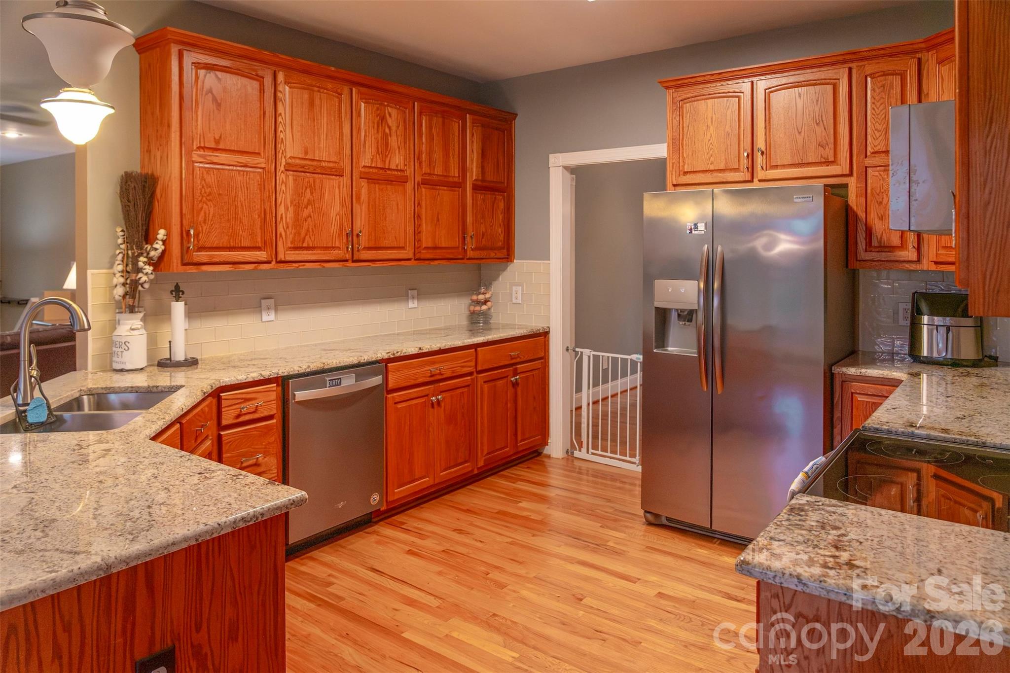 155 4th Avenue Property Photo 12