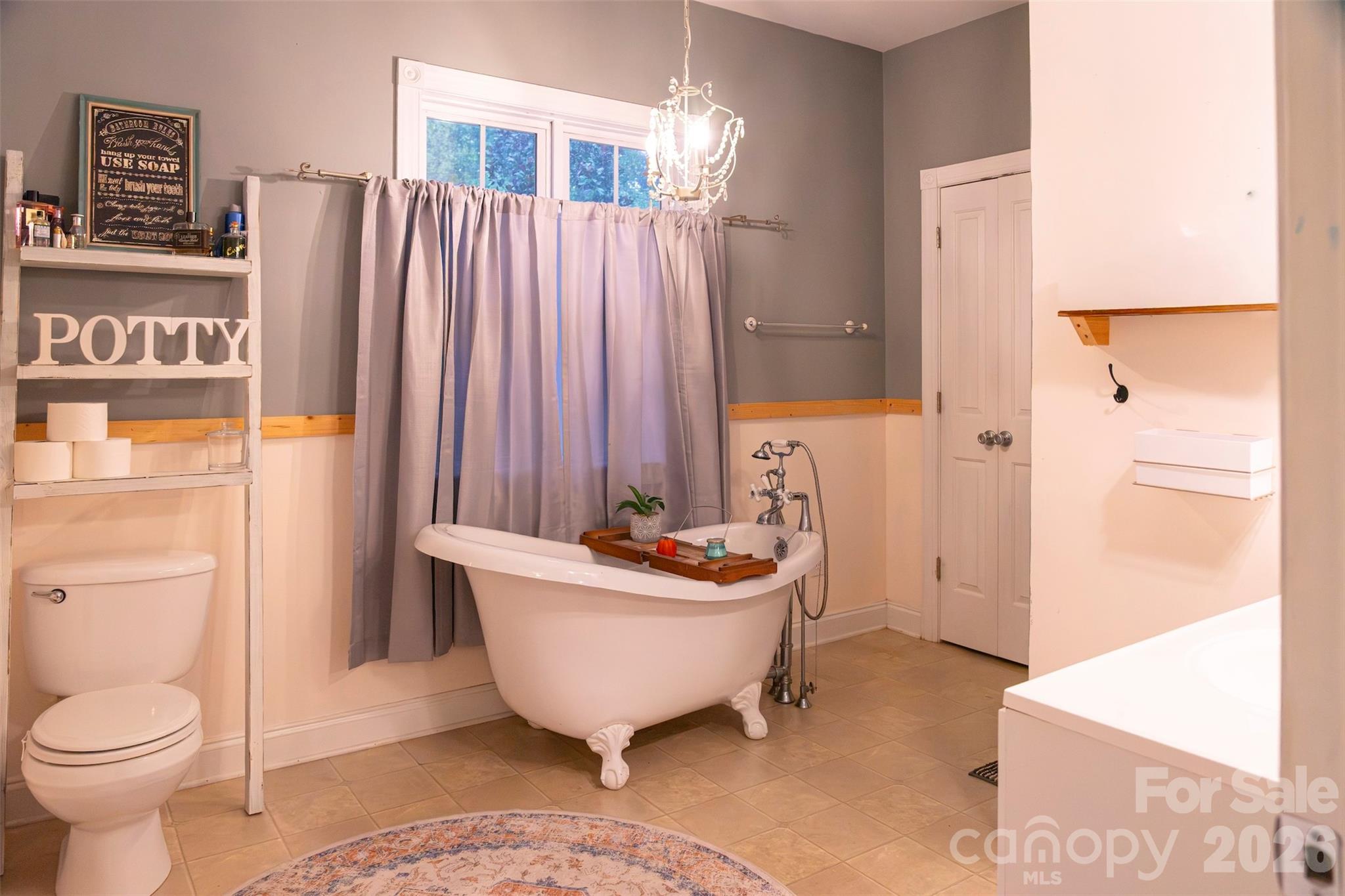 155 4th Avenue Property Photo 21