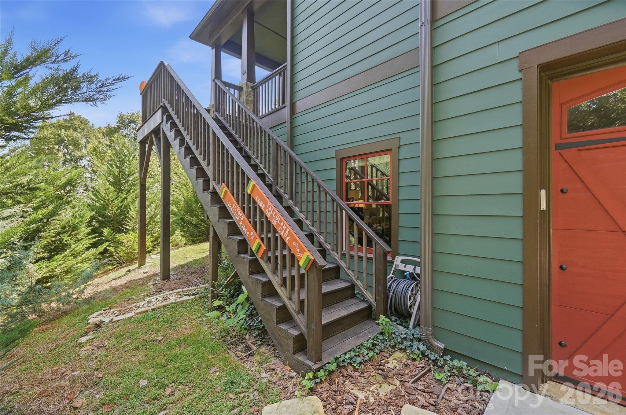 3014 Dodsworth Drive Property Photo 4