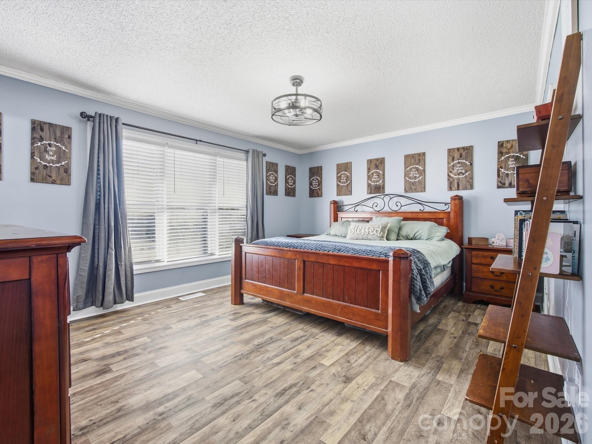 7580 Woodleaf Road Property Photo 11