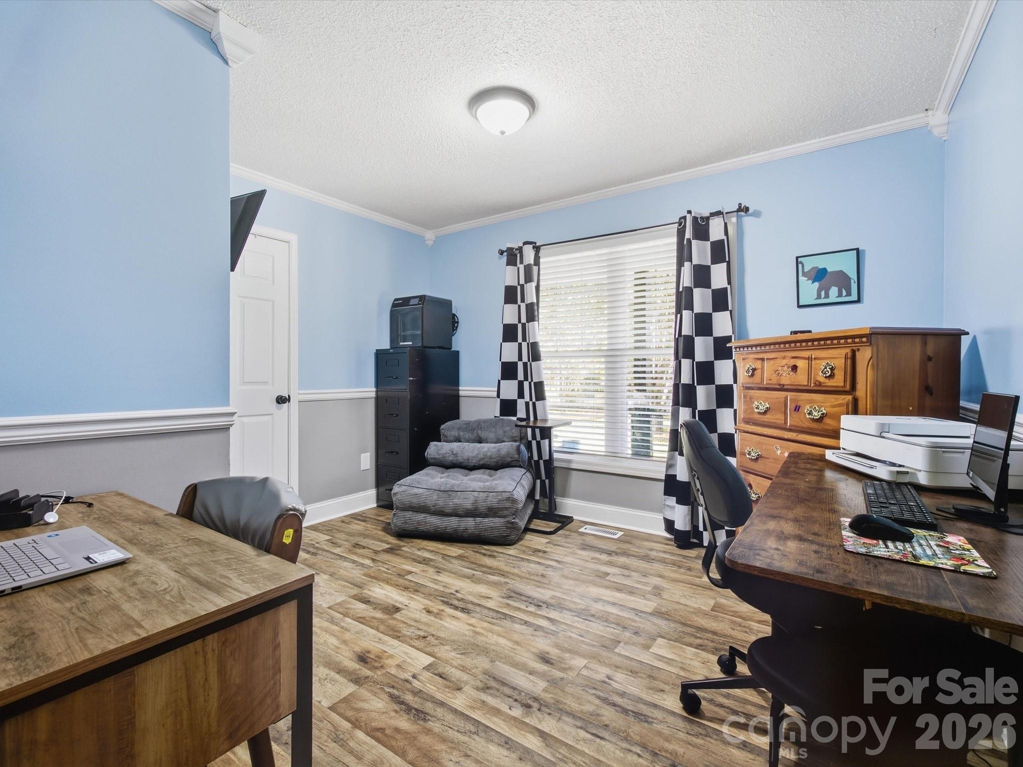 7580 Woodleaf Road Property Photo 15
