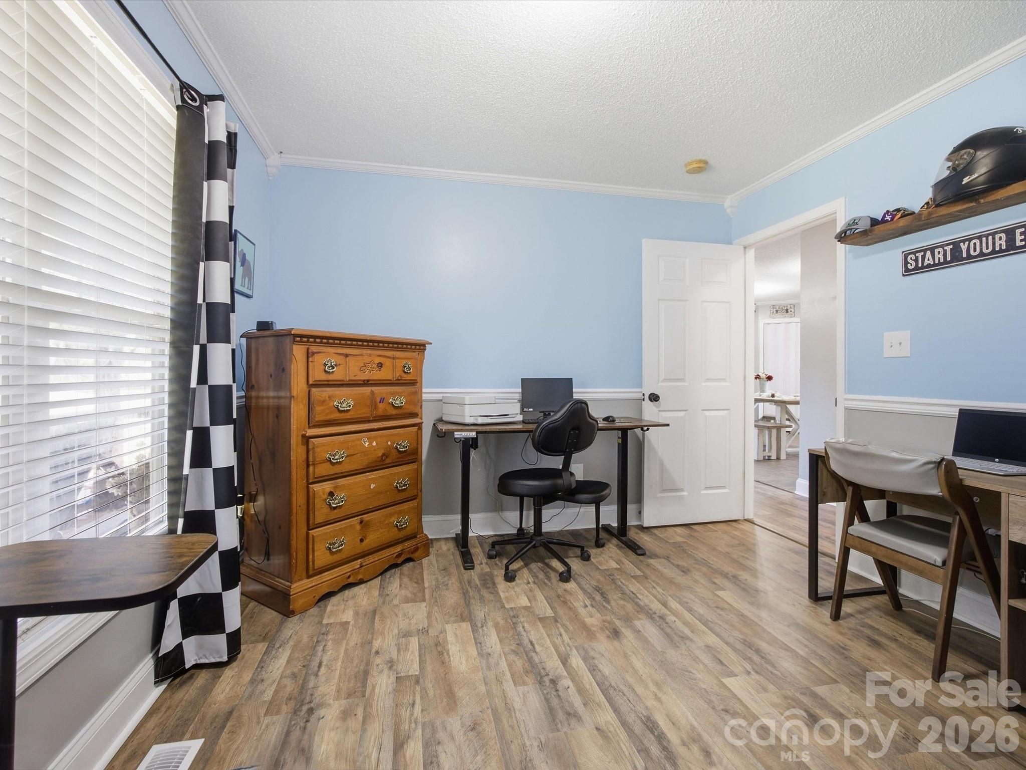 7580 Woodleaf Road Property Photo 16