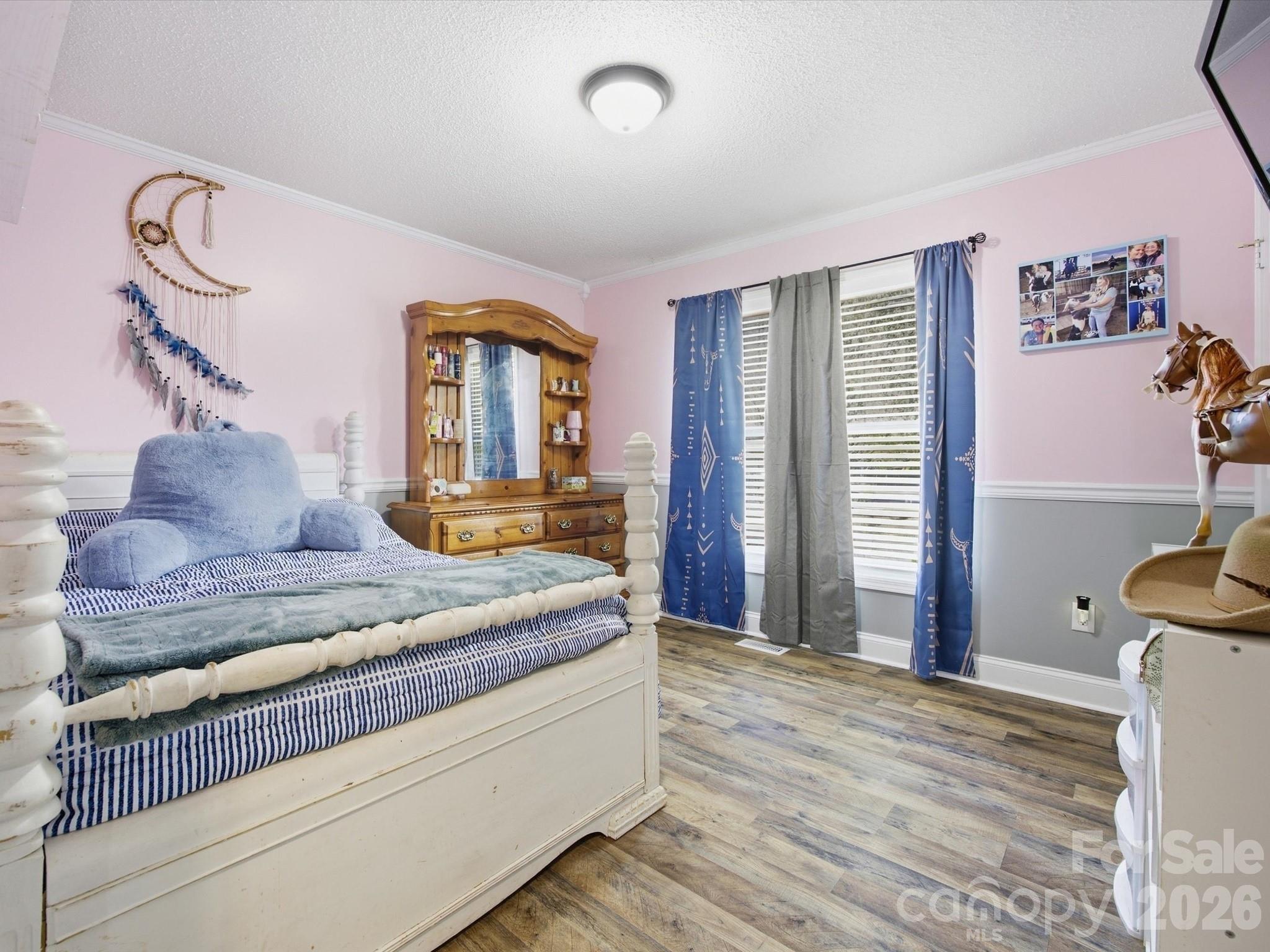 7580 Woodleaf Road Property Photo 18