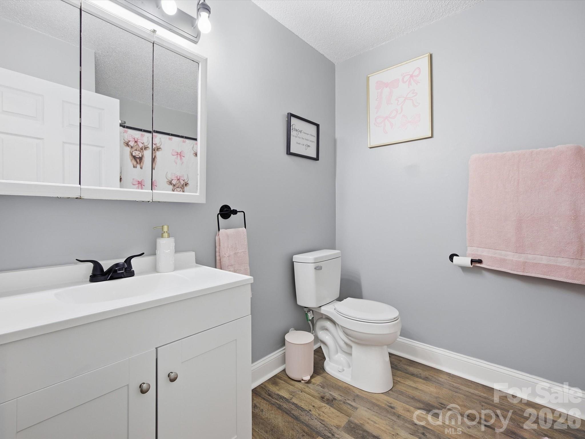 7580 Woodleaf Road Property Photo 19