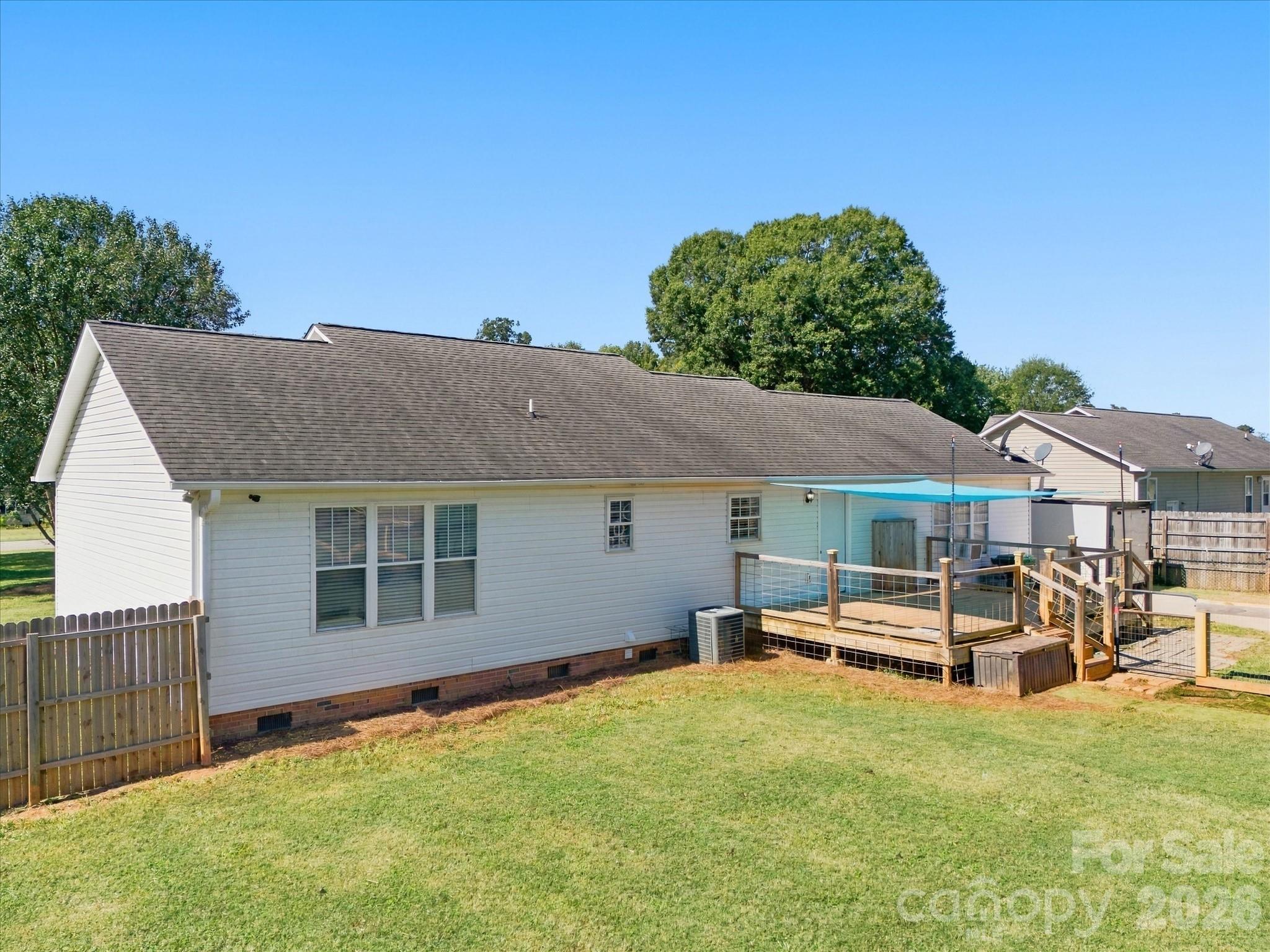 7580 Woodleaf Road Property Photo 22