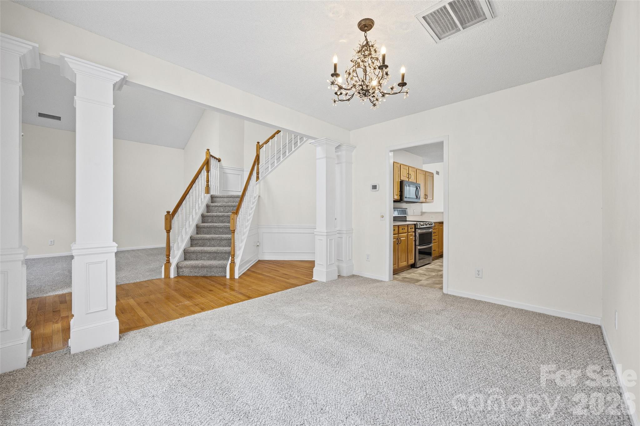 105 Lyman Oak Court Property Photo 16