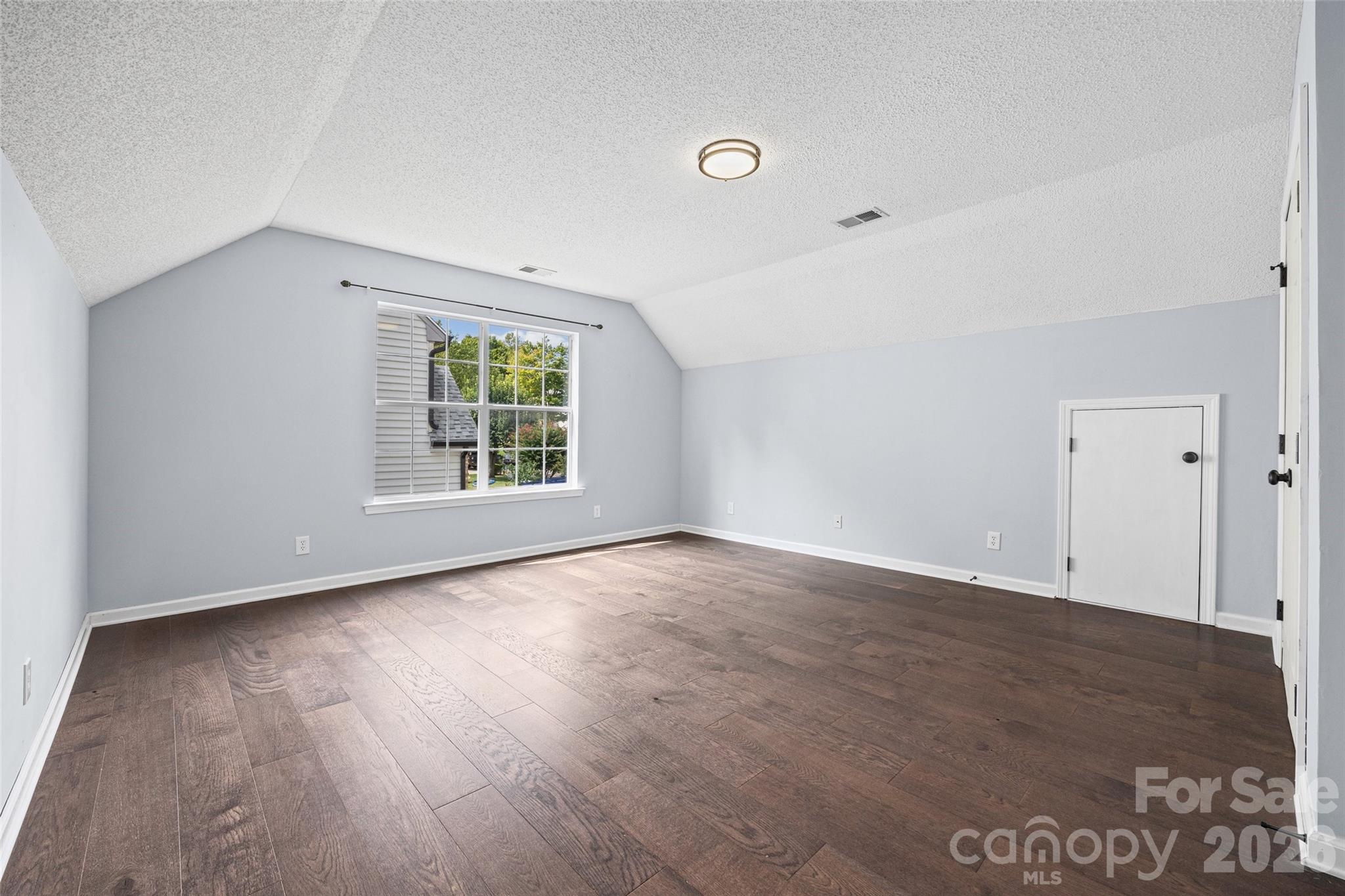 105 Lyman Oak Court Property Photo 32