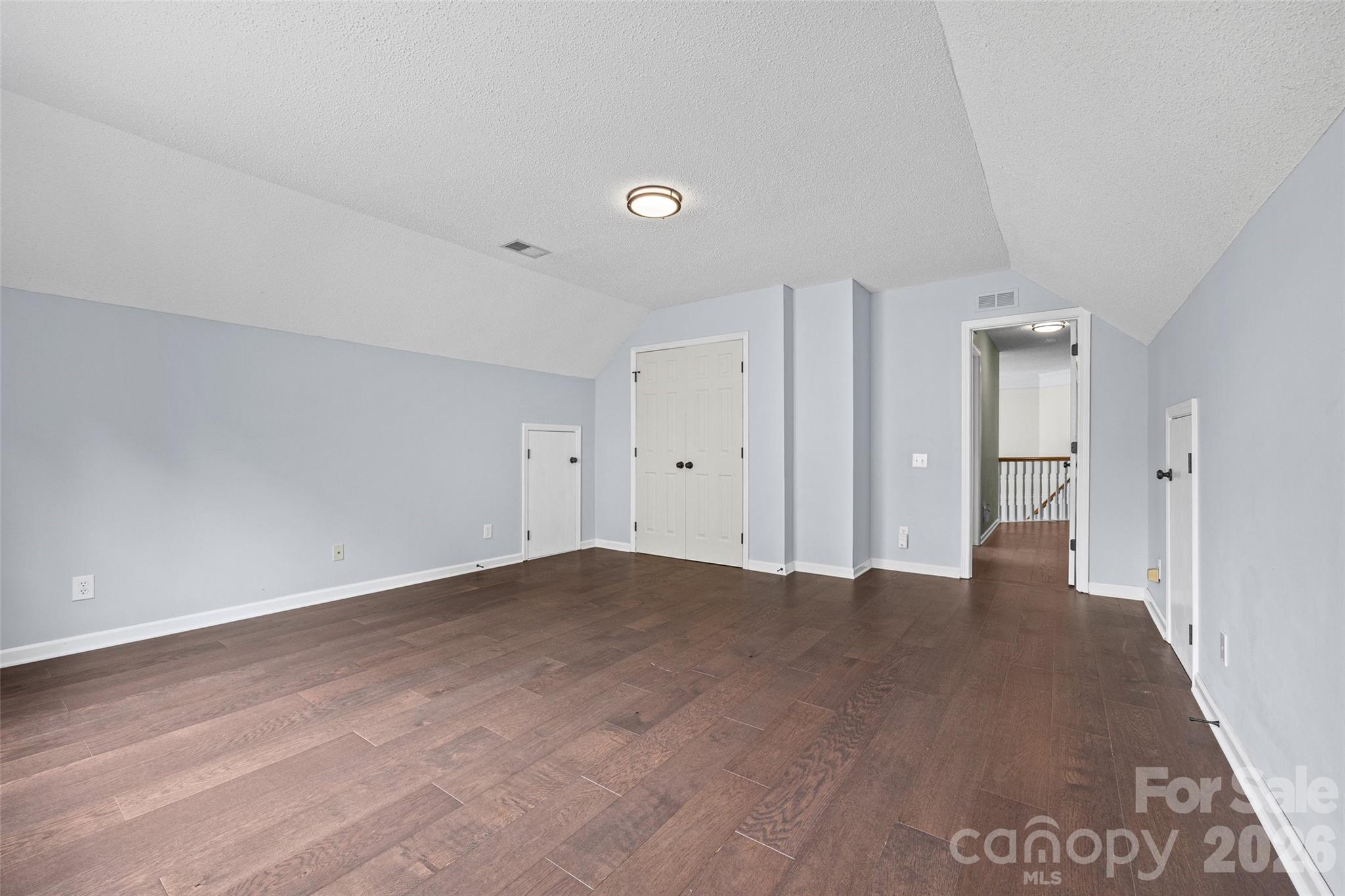 105 Lyman Oak Court Property Photo 33