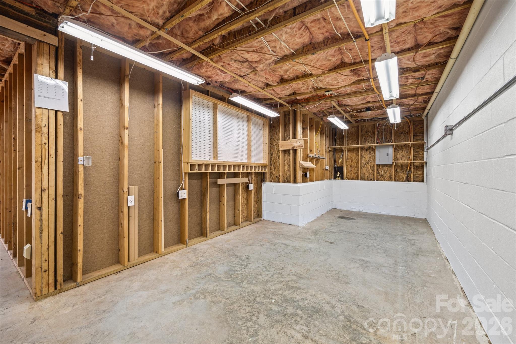 105 Lyman Oak Court Property Photo 40