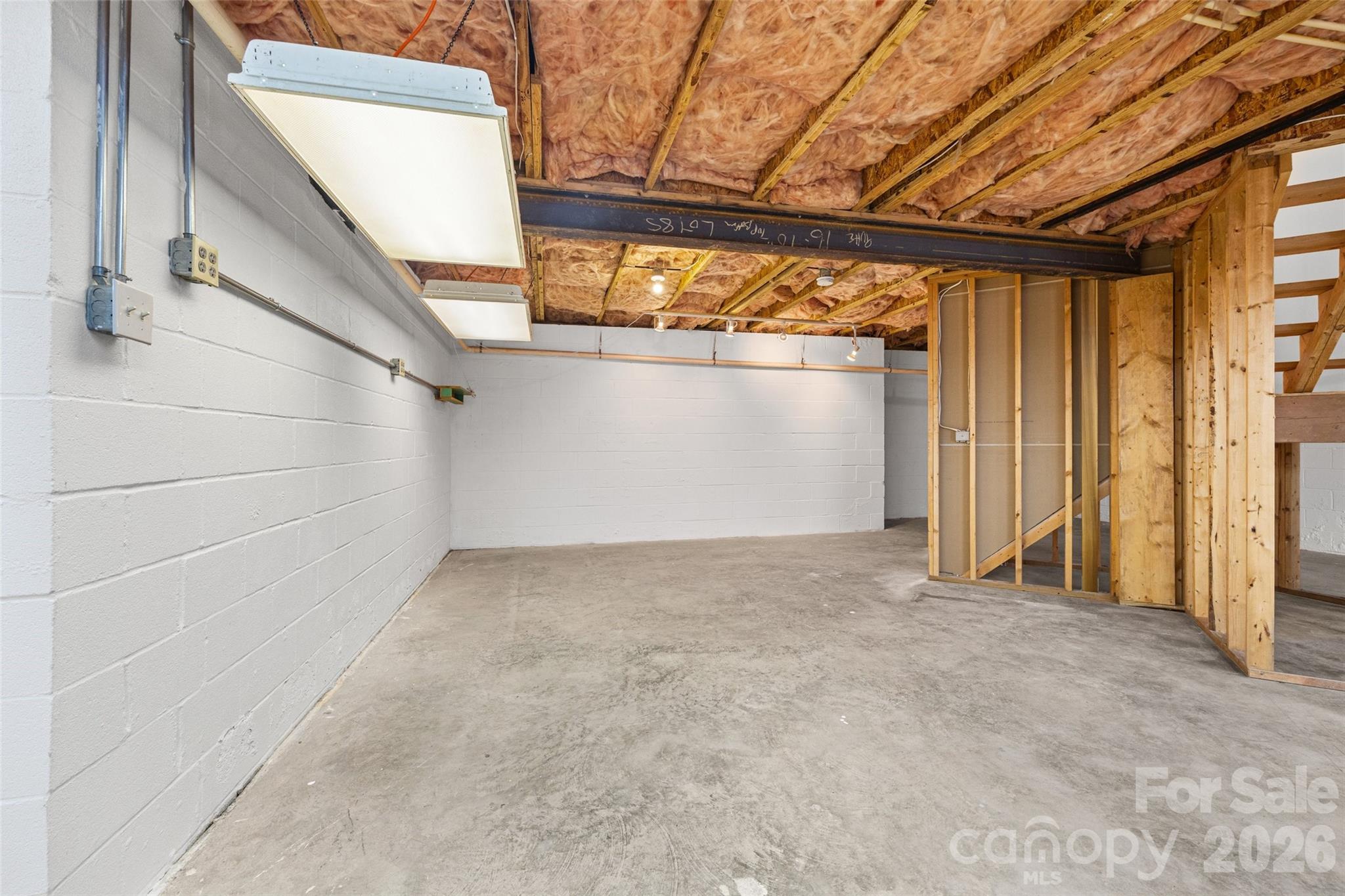 105 Lyman Oak Court Property Photo 41